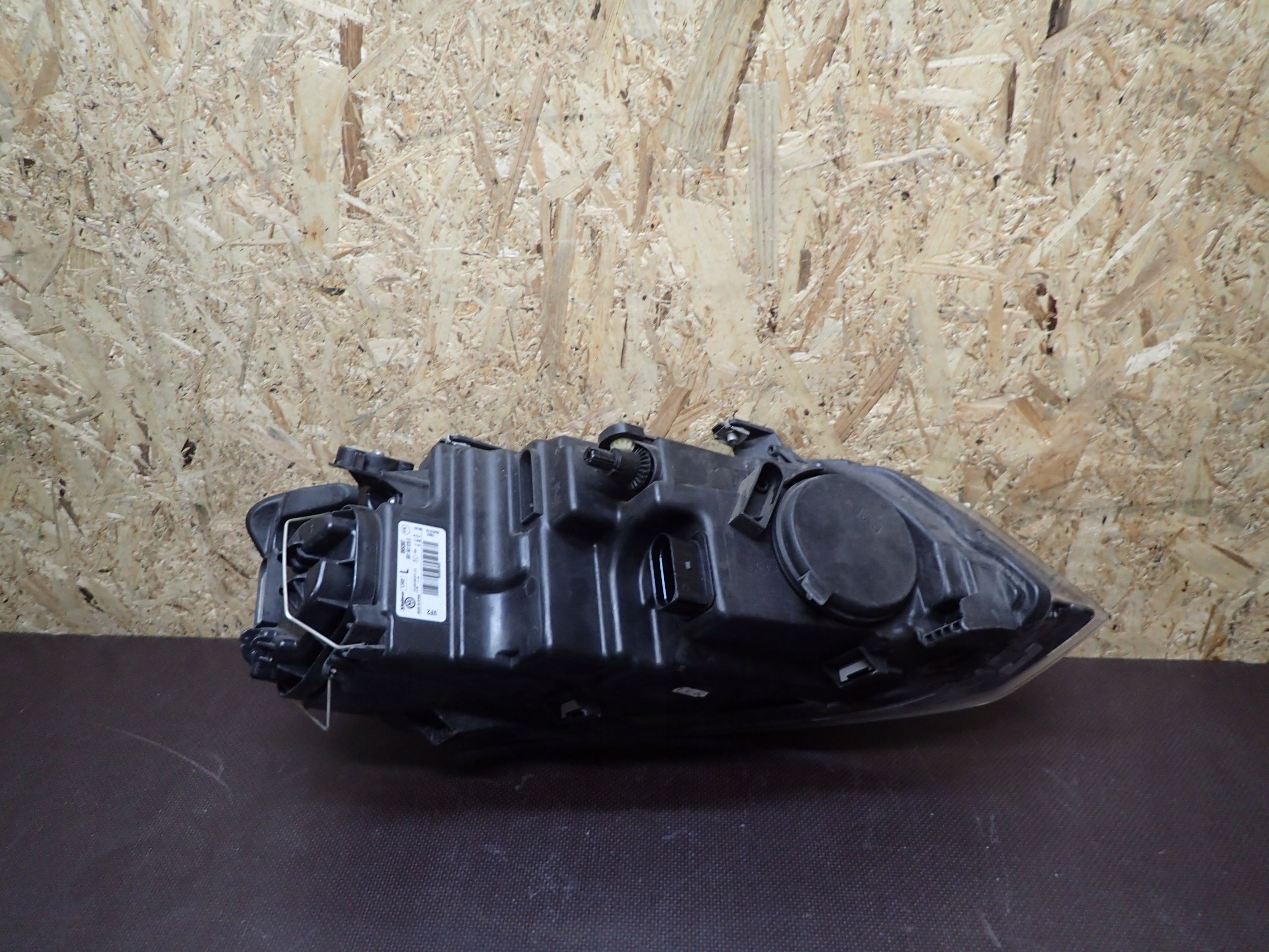 LIGHT FRONT LEFT VW POLO 6R 08-14