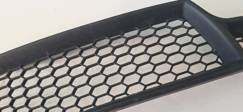 grid of a bumper left ALFA ROMEO GT LS380121