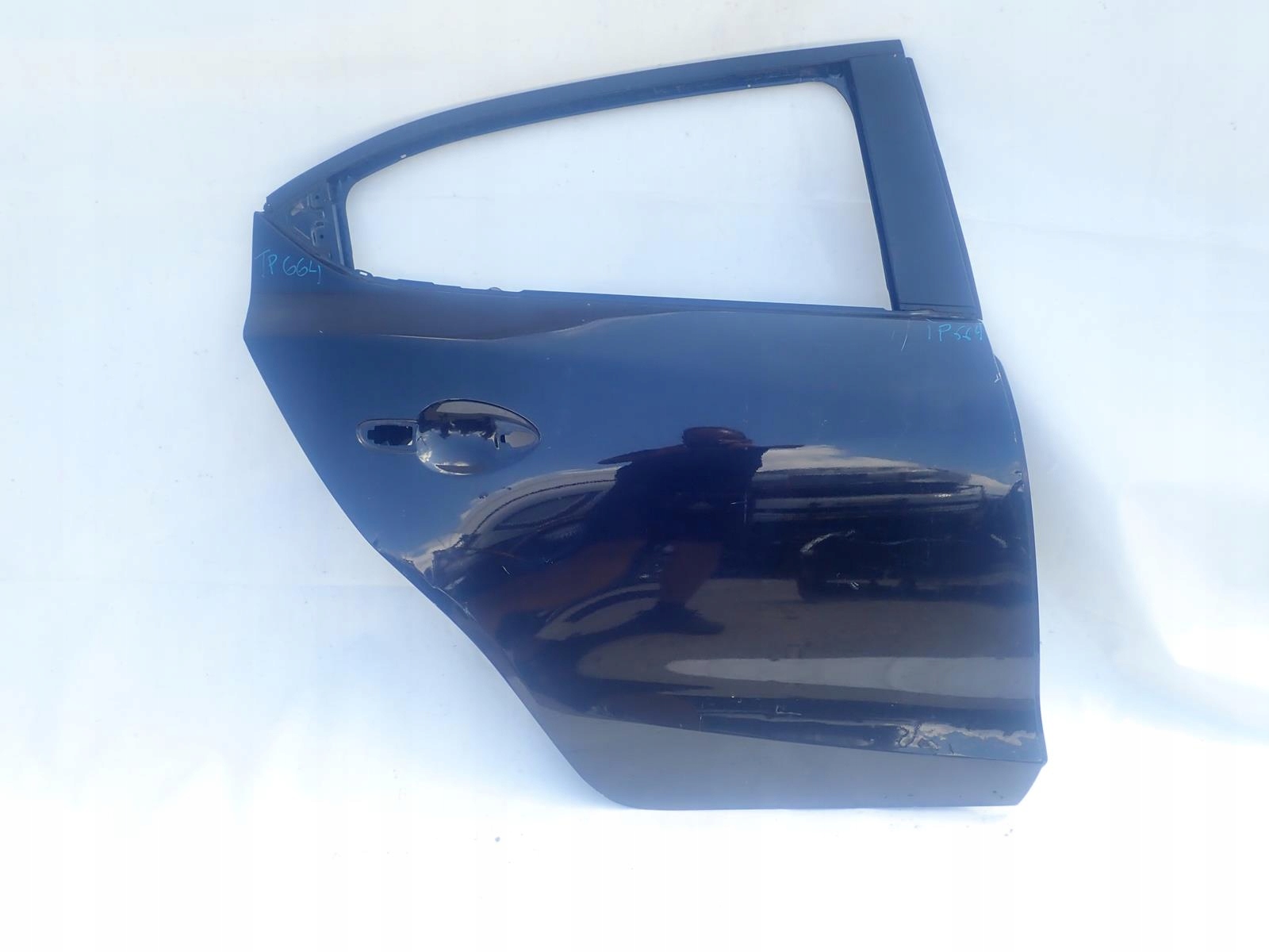 MAZDA 3 III HB 13-18 door rear part rear. right