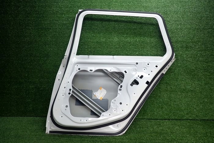 BMW G31 5 KOMBI Tür rechts hinten heck