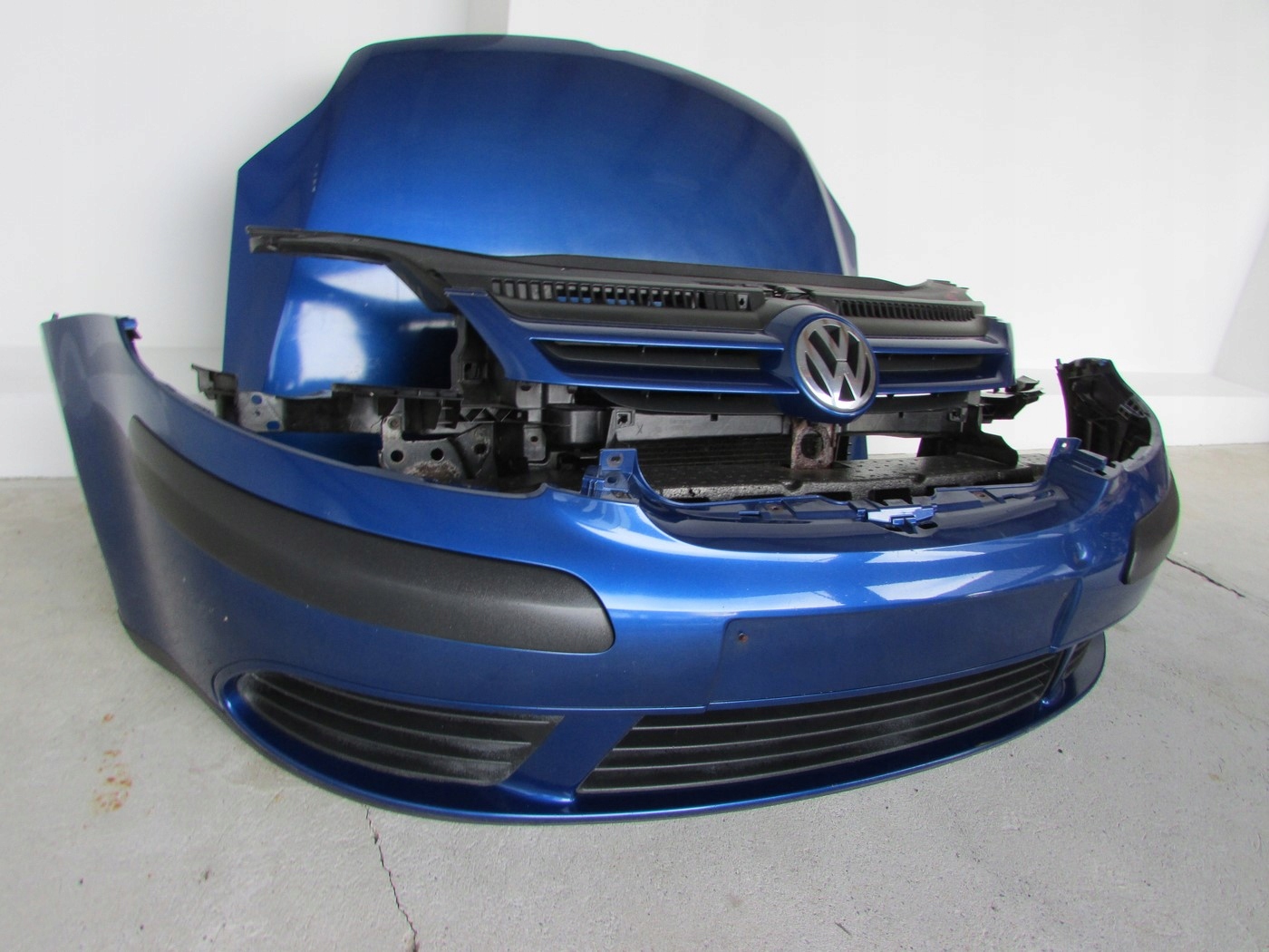 бампер передний капот ремень vw Golf V 5 PLUS LC5J