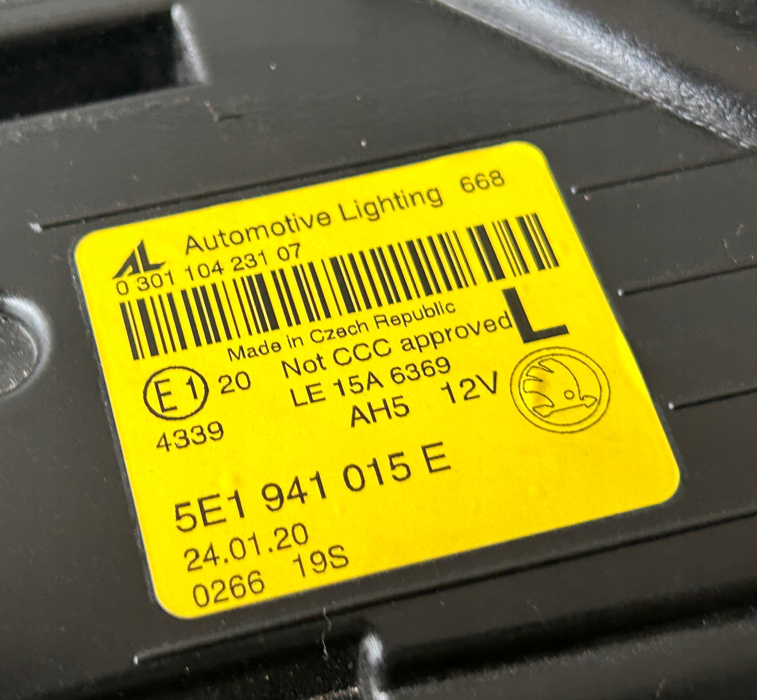 light left front SKODA OCTAVIA III LIFT FULL LED 5E1941015E