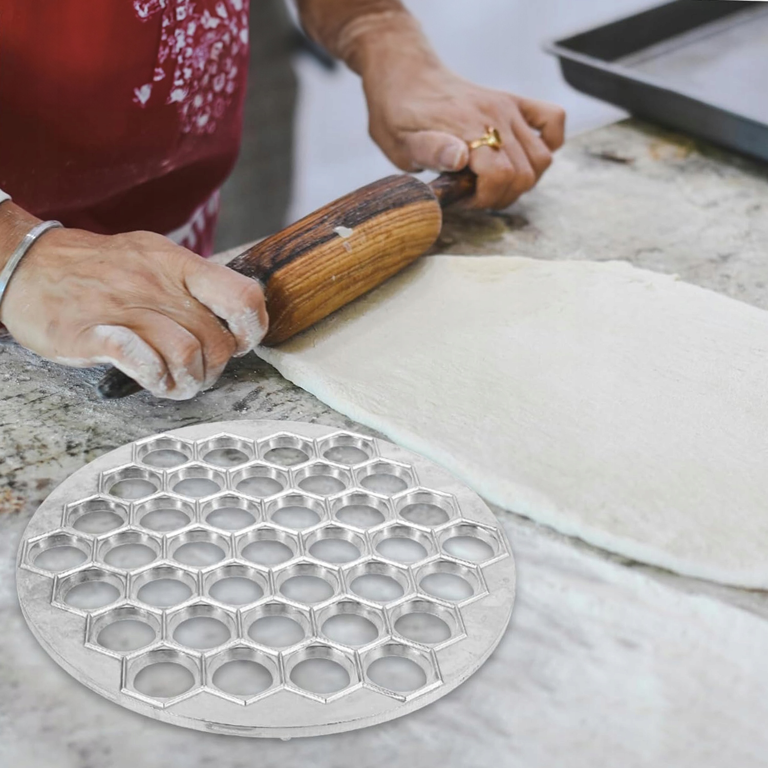 FORMA DO PIEROGÓW USZEK RAVIOLI WYKRAWACZ PIEROŻNICA 24,5 CM