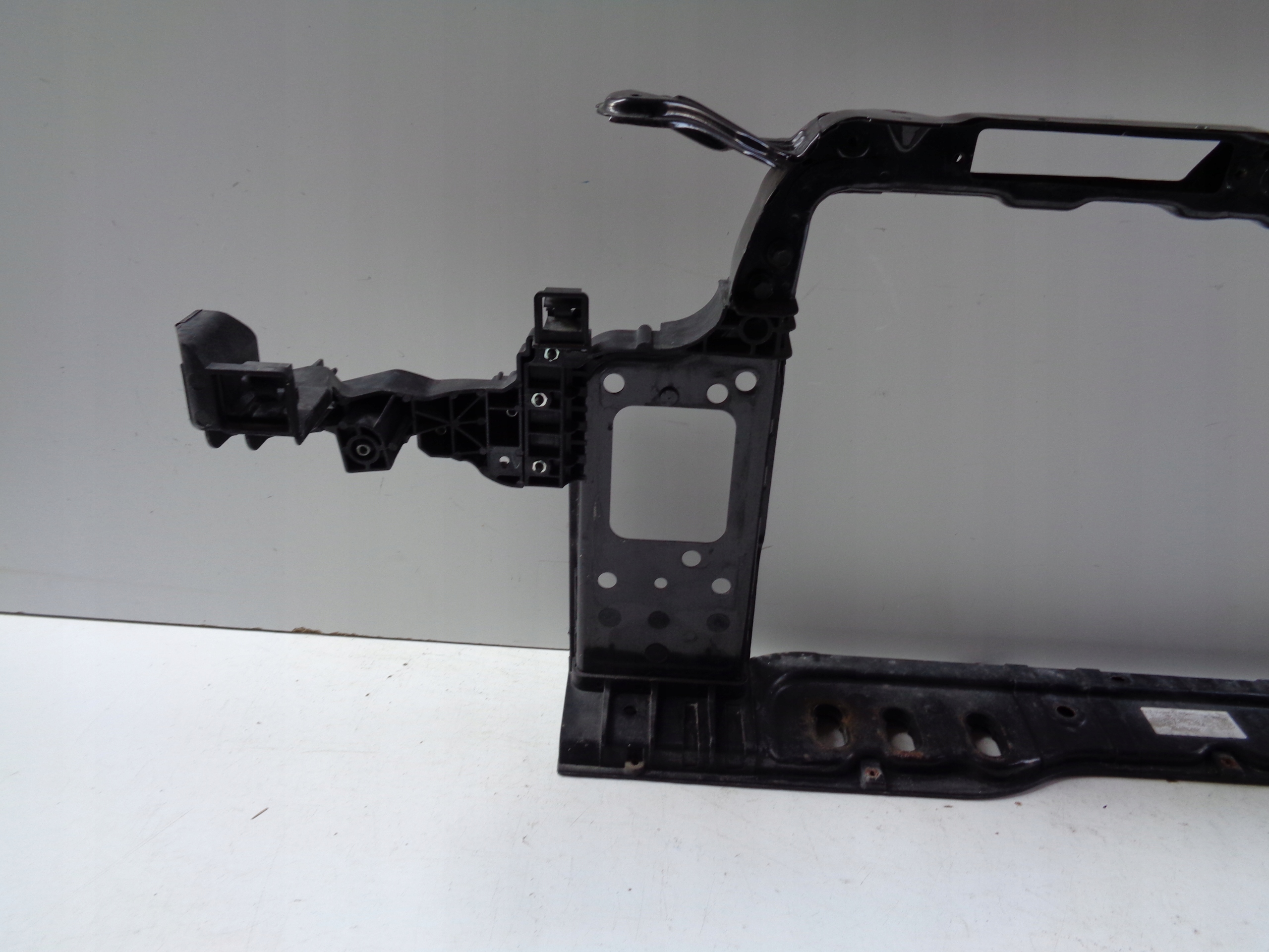 bar, wall front KIA CEED II 12