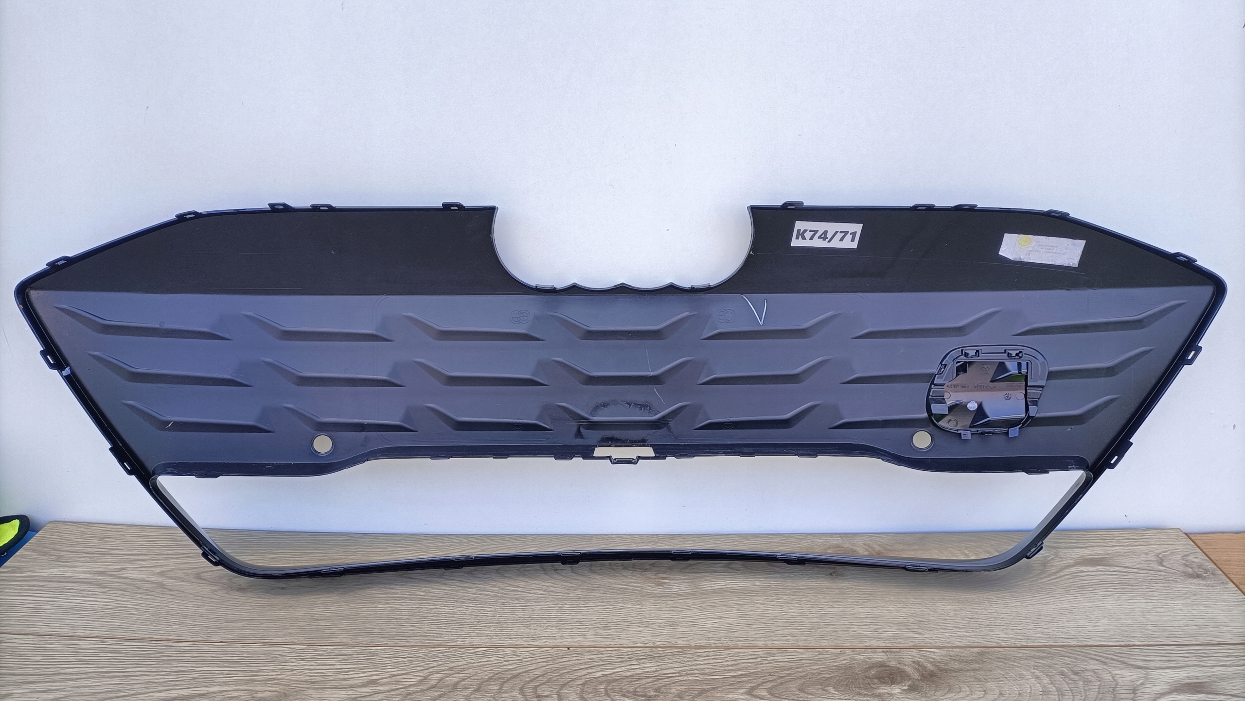 AUDI E-TRON GT RS 4J GRILLE + COUVRE 4J3853653 K74/71