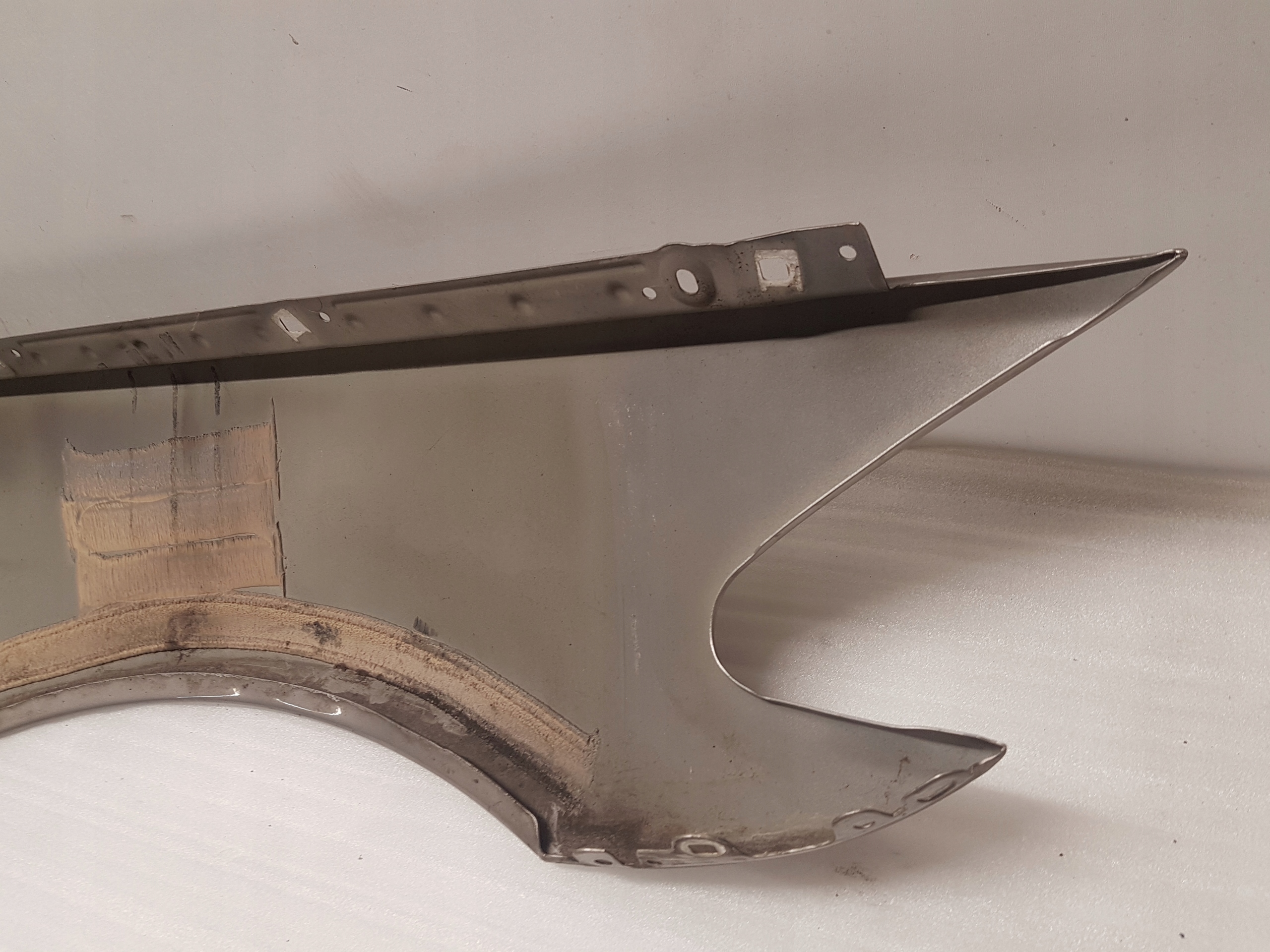 fender left front BMW F10 F11