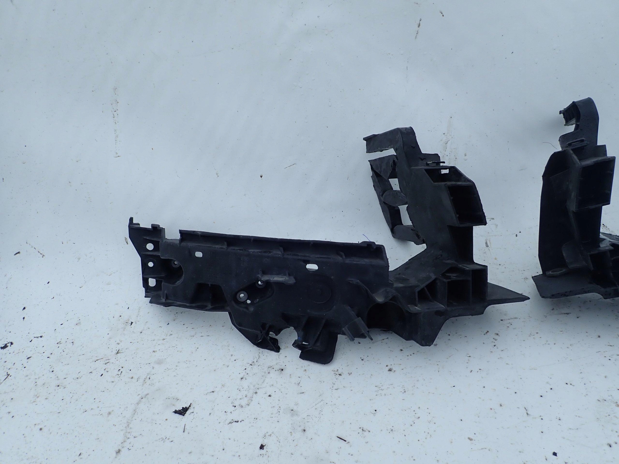 AUDI Q5 e 1 08-17 Supporto Destra Anteriore Anteriore