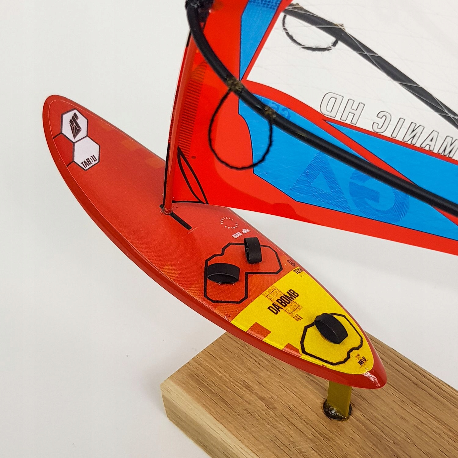 Model Tabou DaBomb GA Manic HD Red/Blue Model Tabou DaBomb + GA Manic HD Red/Blue