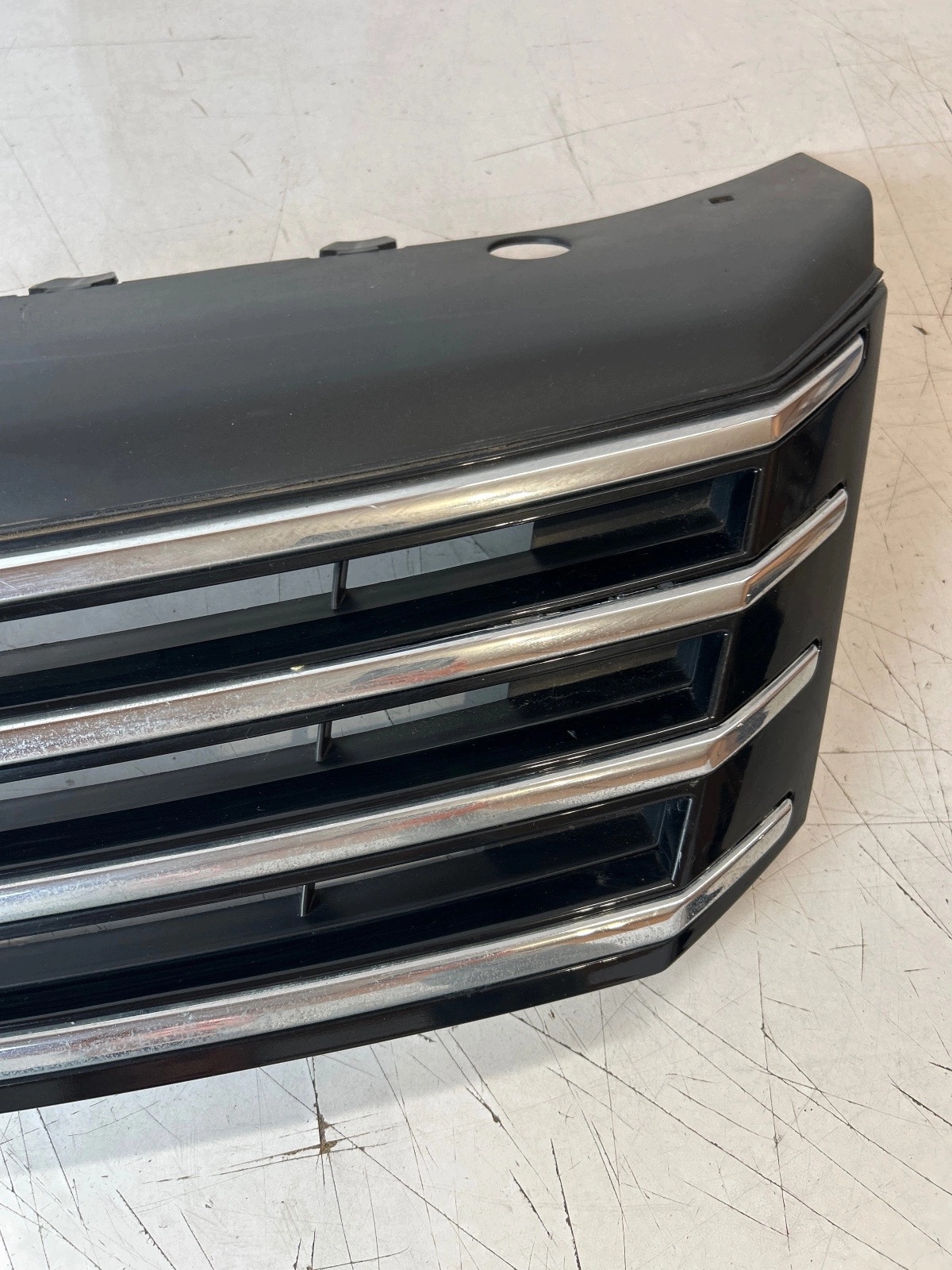 grill grille radiator Volkswagen Passat B7
