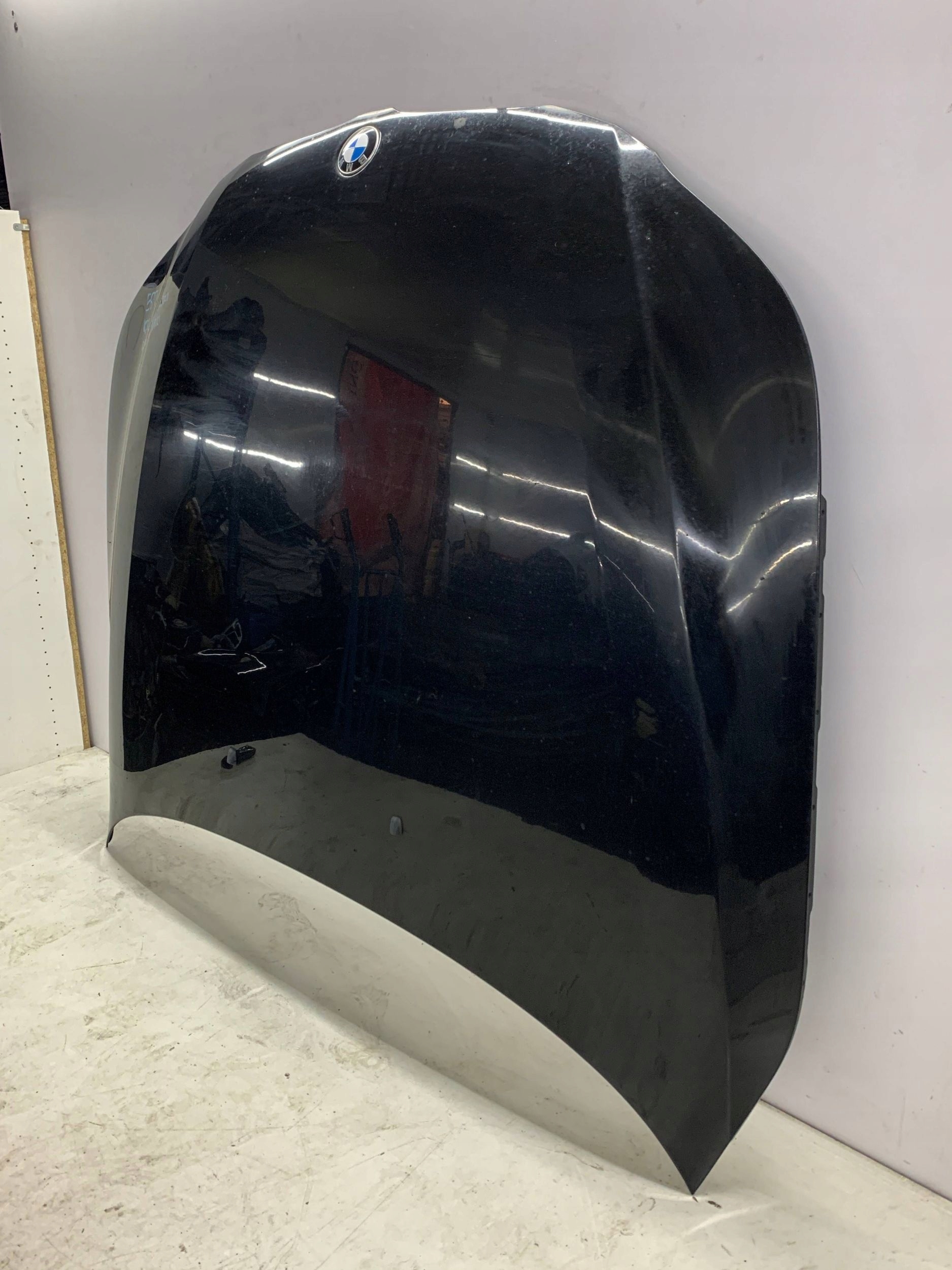 bonnet BMW E60 (2003-2010) colour SCHWARZ 2