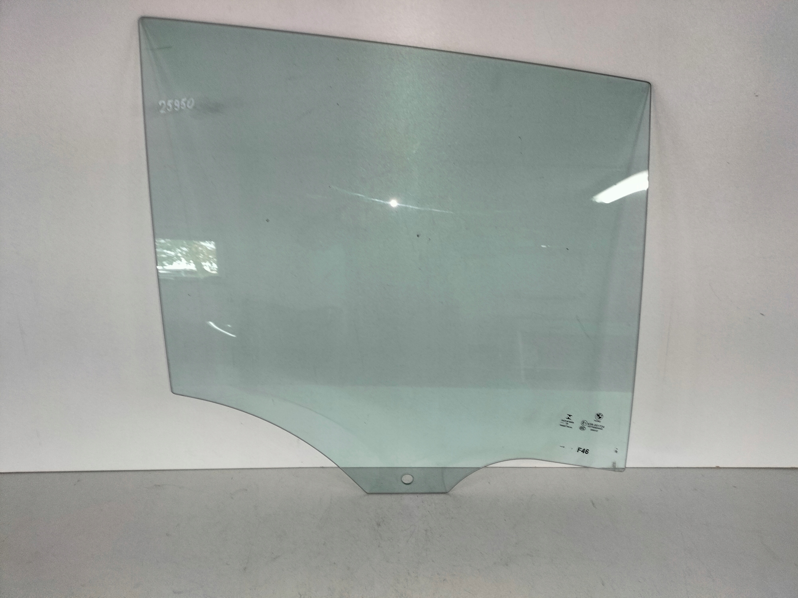 window rear rear part right BMW 2 GRAN TOURER 14