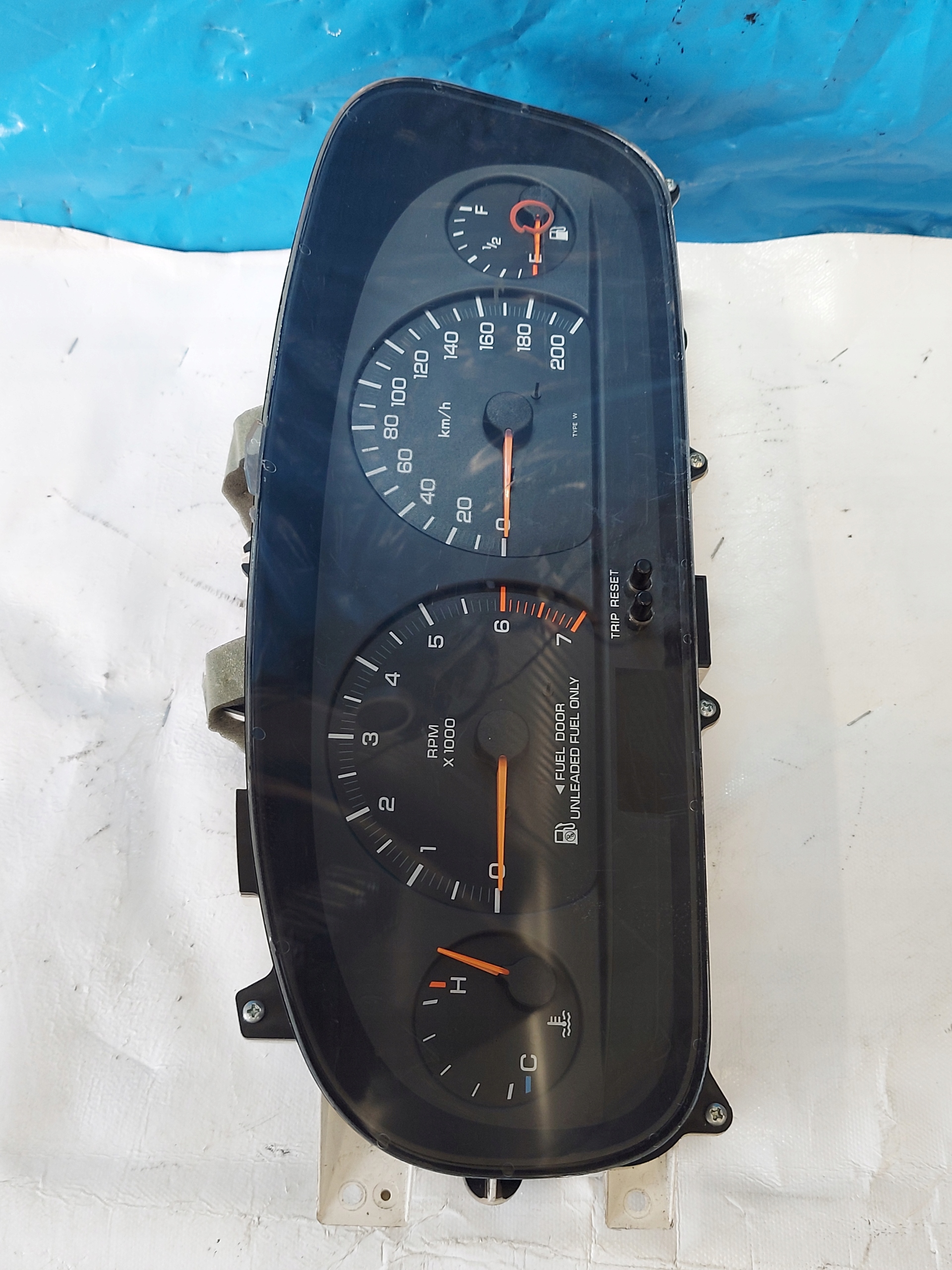 dials clock CHRYSLER VOYAGER III 2.4 B TN2574102260