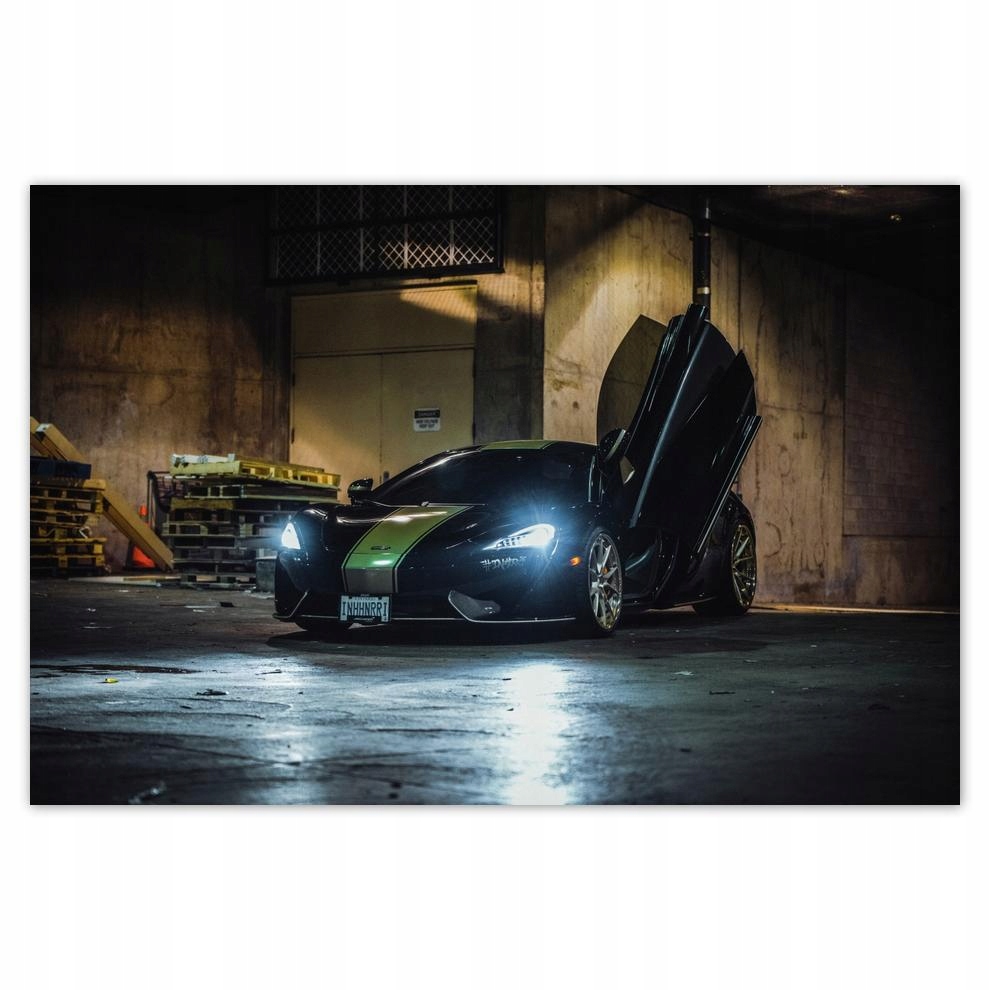 

Plakaty 60x40 McLaren Nocą
