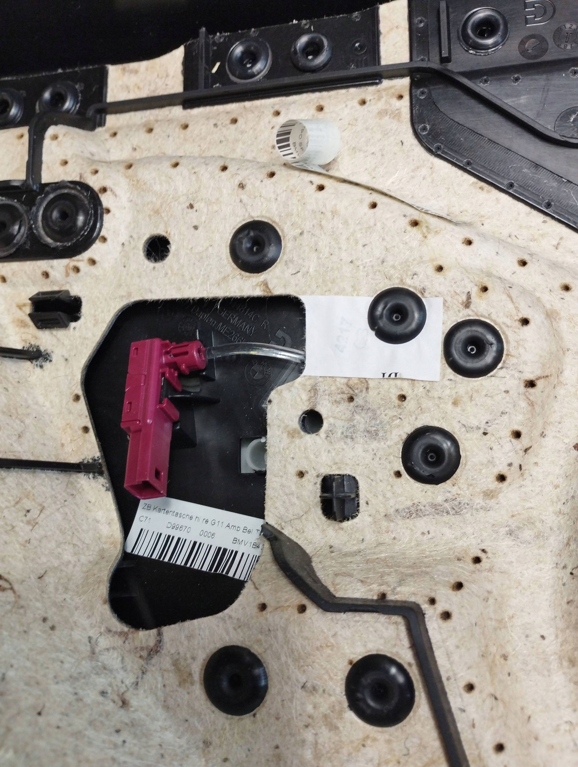 BMW 7 G11 side door right rear part 94255711