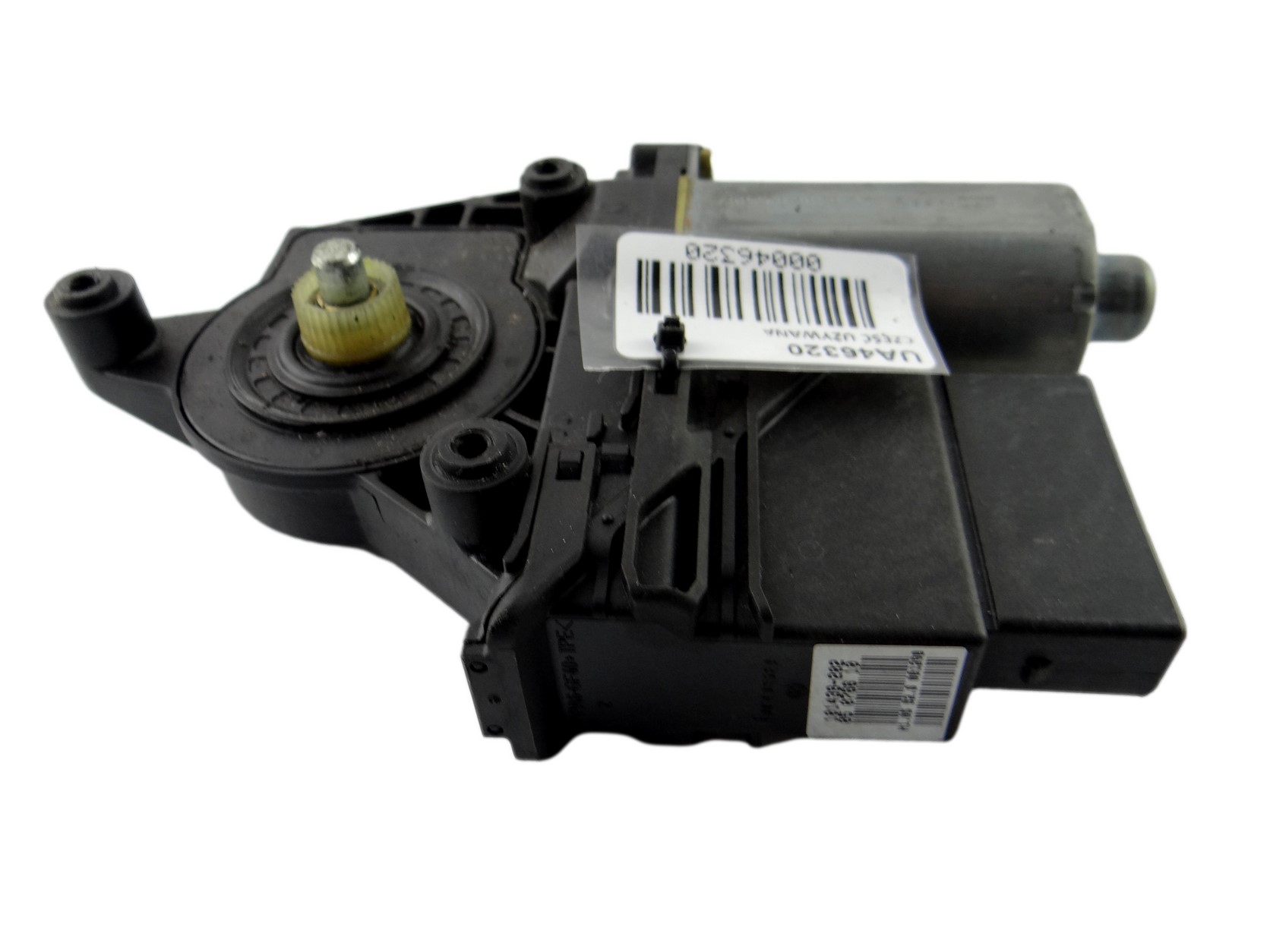 engine lifting of the window rear part VW PASSAT B5 0 130 821