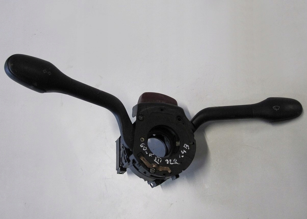 Bouton Indicateurs de direction VW GOLF III (1H1) 1.9 TD.GTD 1H6953503F