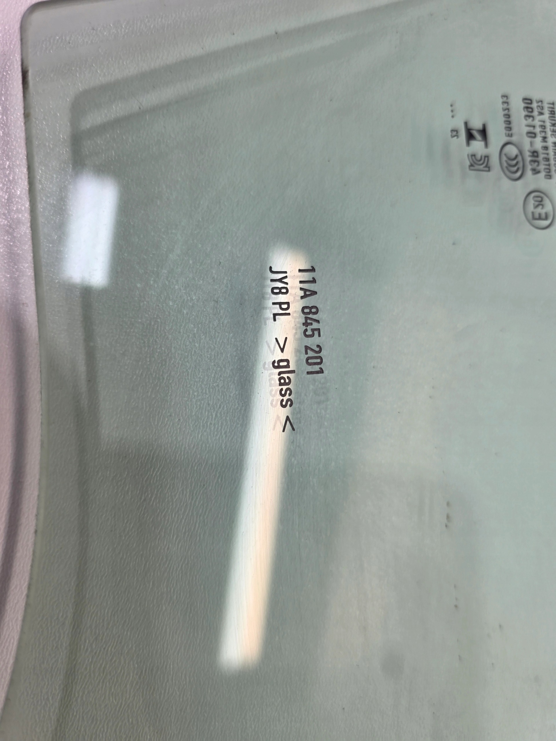 window side door right front AUDI Q4 E-TRON 11A845201 2023 ROK