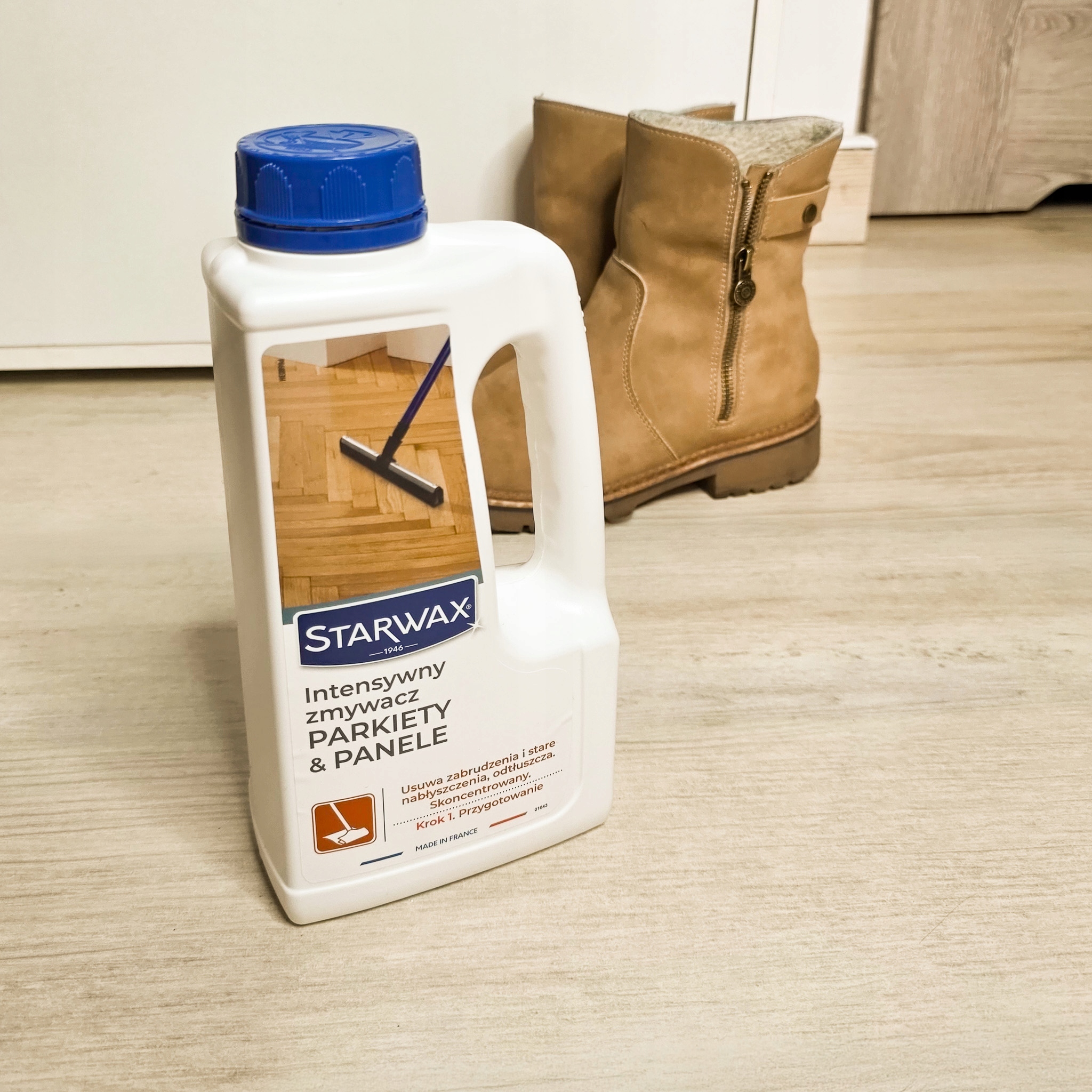 ZMYWACZ PARKIETY PANELE 1L STARWAX 43500 Postać płyn