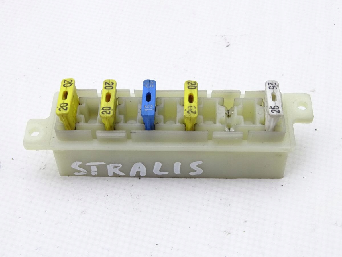 IVECO STRALIS E3/4/5 SKRZYNKA BEZPIECZNIKÓW