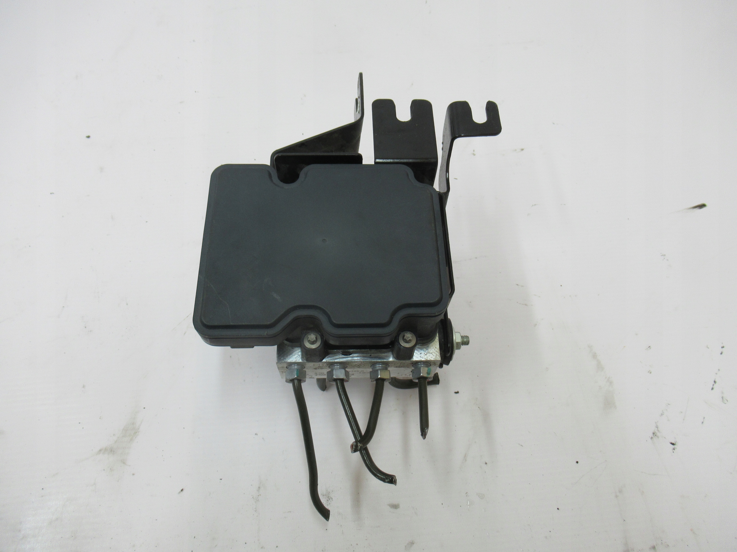 Насос ABS 476605346R Dacia SPRING