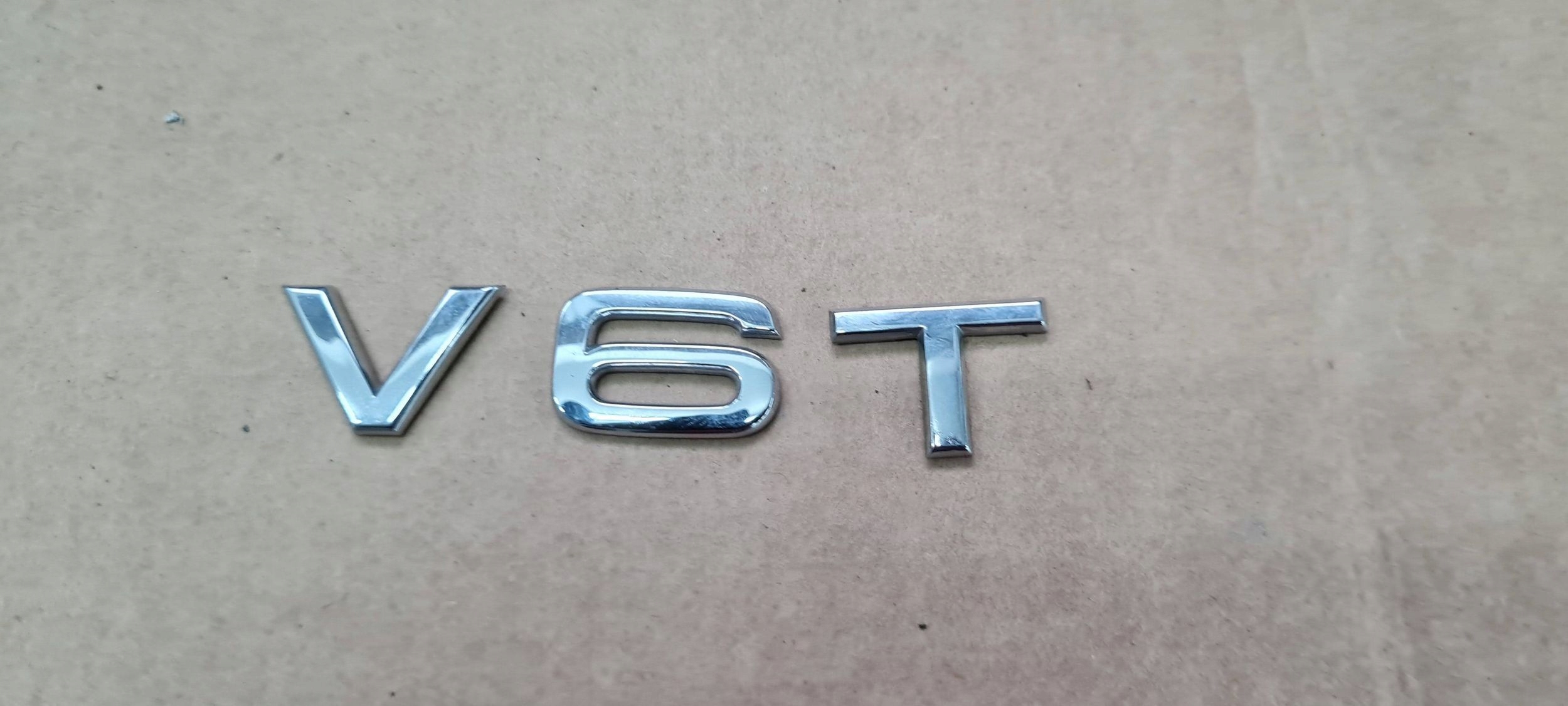 A4 B8 A5 EMBLEMAT NAPIS Logo Aile V6T A4 B8 B9 S4 SQ5