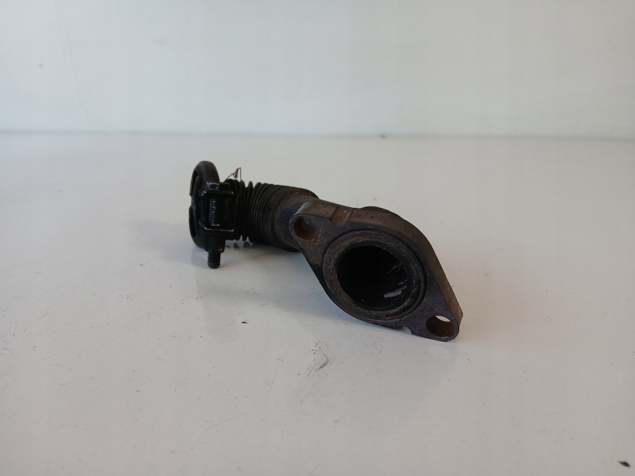 OPEL 1.9 CDTI hose EGR
