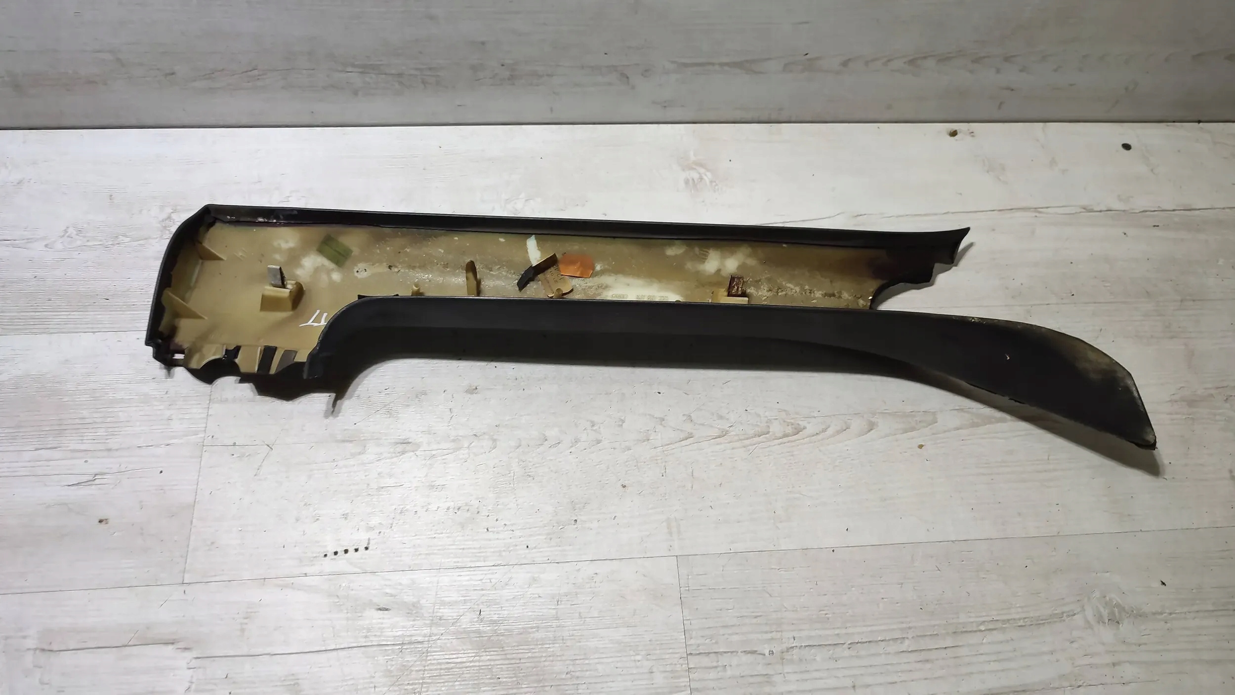 Audi TT 8J 13r 2.0tdi left side cover slupka