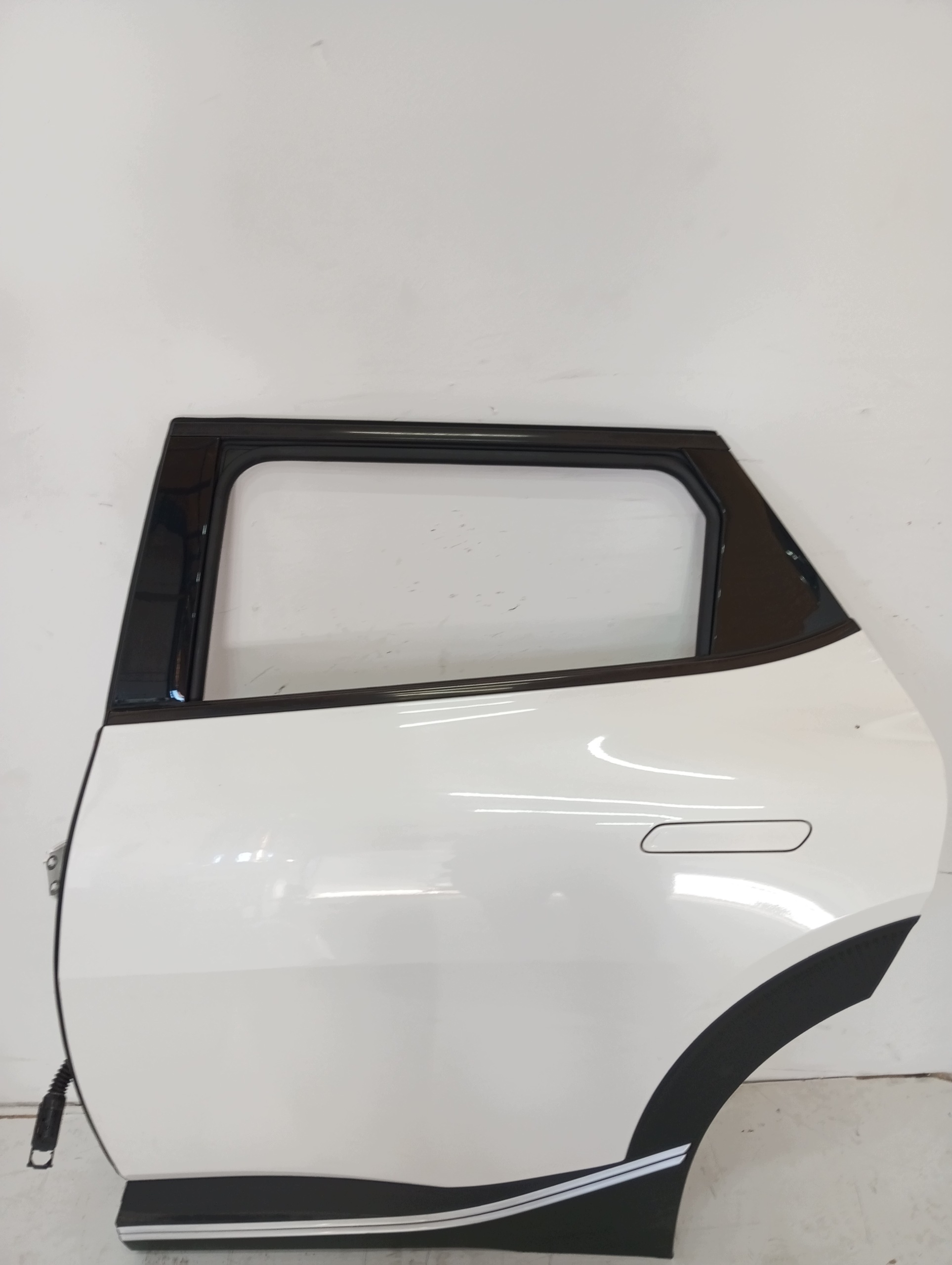 door left rear. KIA EV6 21R