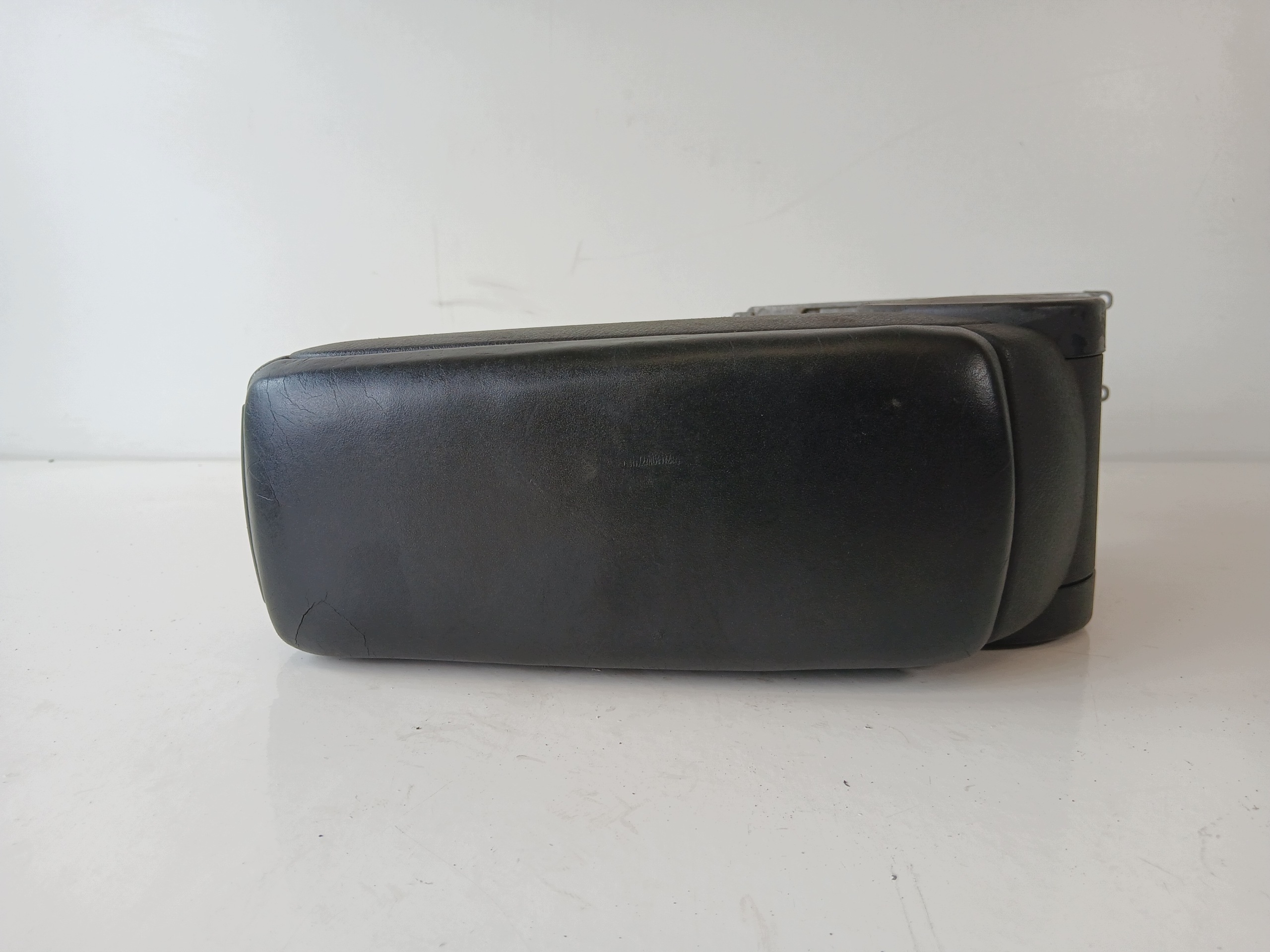 VW PASSAT B5 armrest passenger compartment SPRAWNY SKORZANY leather