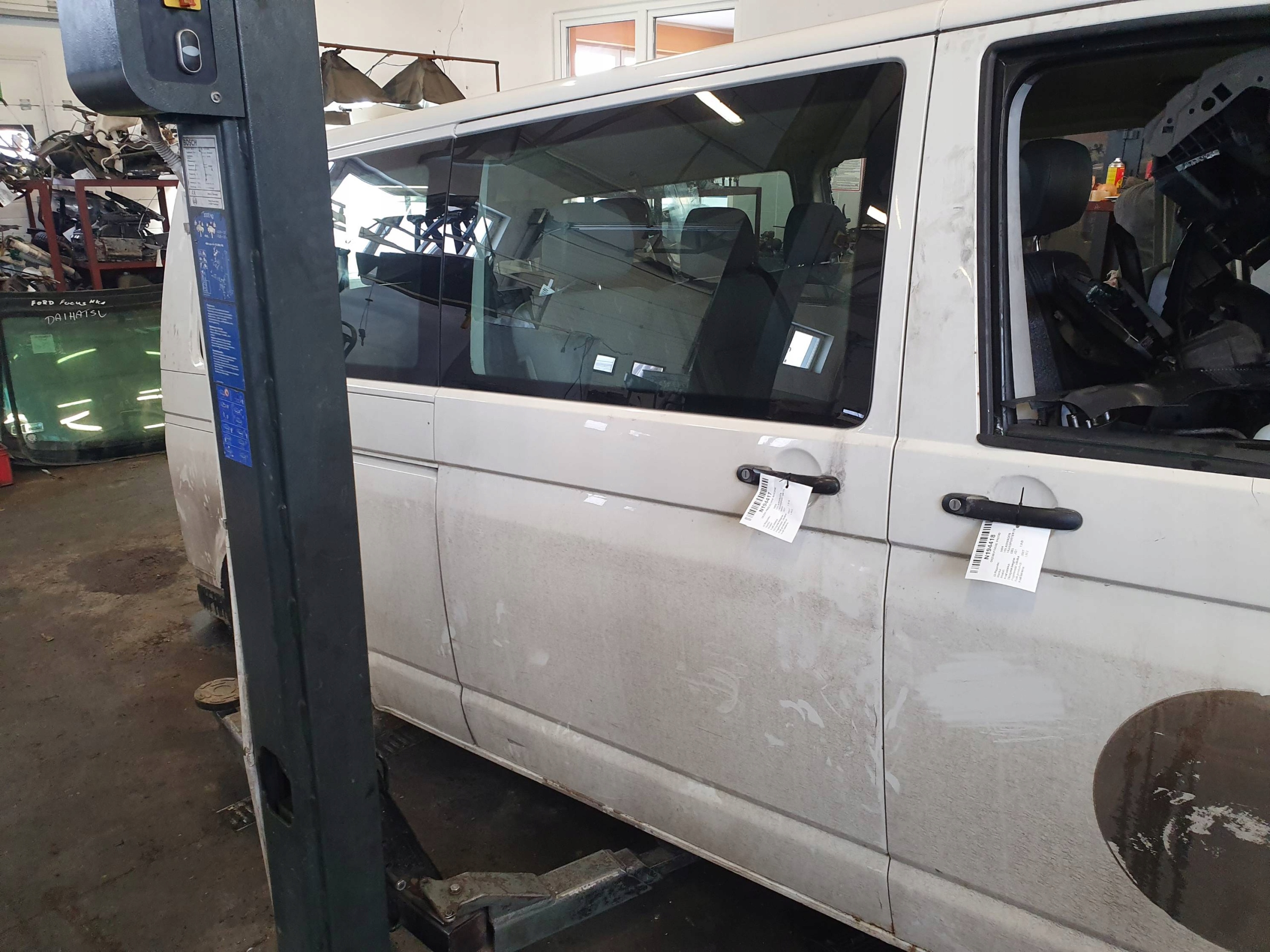door sliding side L902 VOLKSWAGEN TRANSPORTER T5