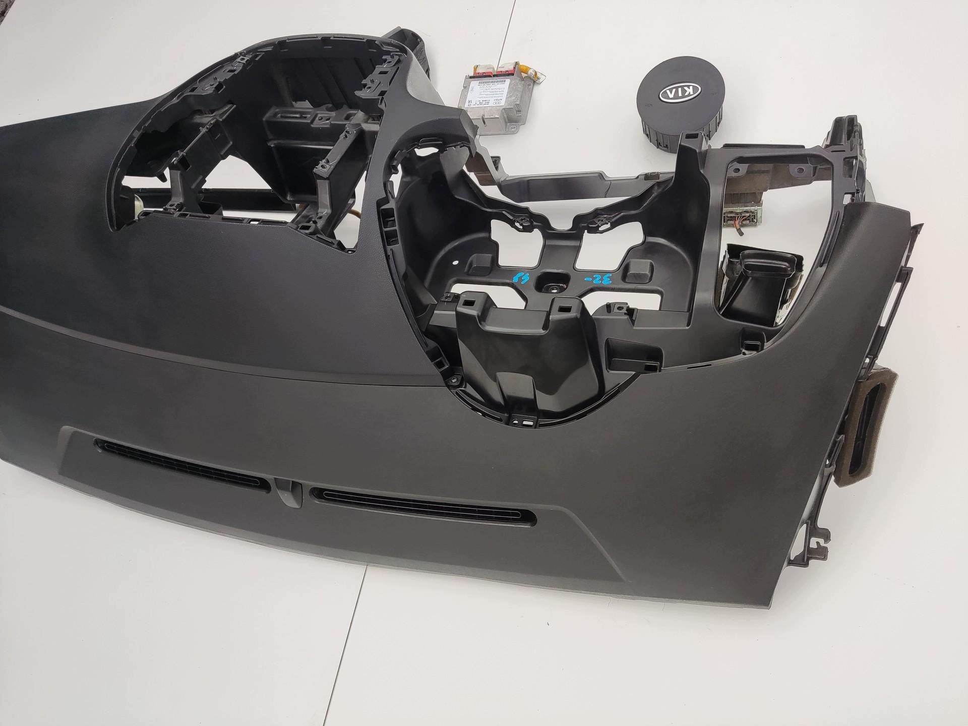 dashboard console airbag airbag tension belts SENSOR KIA VENGA 2009-2014