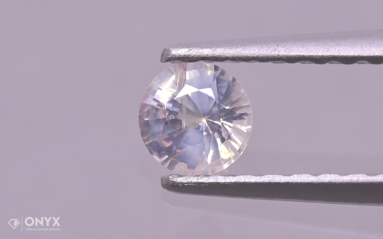 Fazetovaný safír kulatý fi 3,5 mm