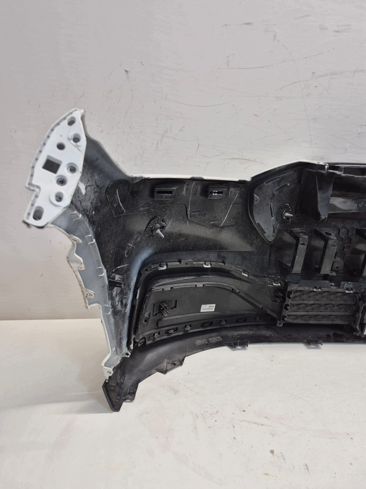 FORD MUSTANG MACH-E 20- Stoßstange vorne vorne PDC