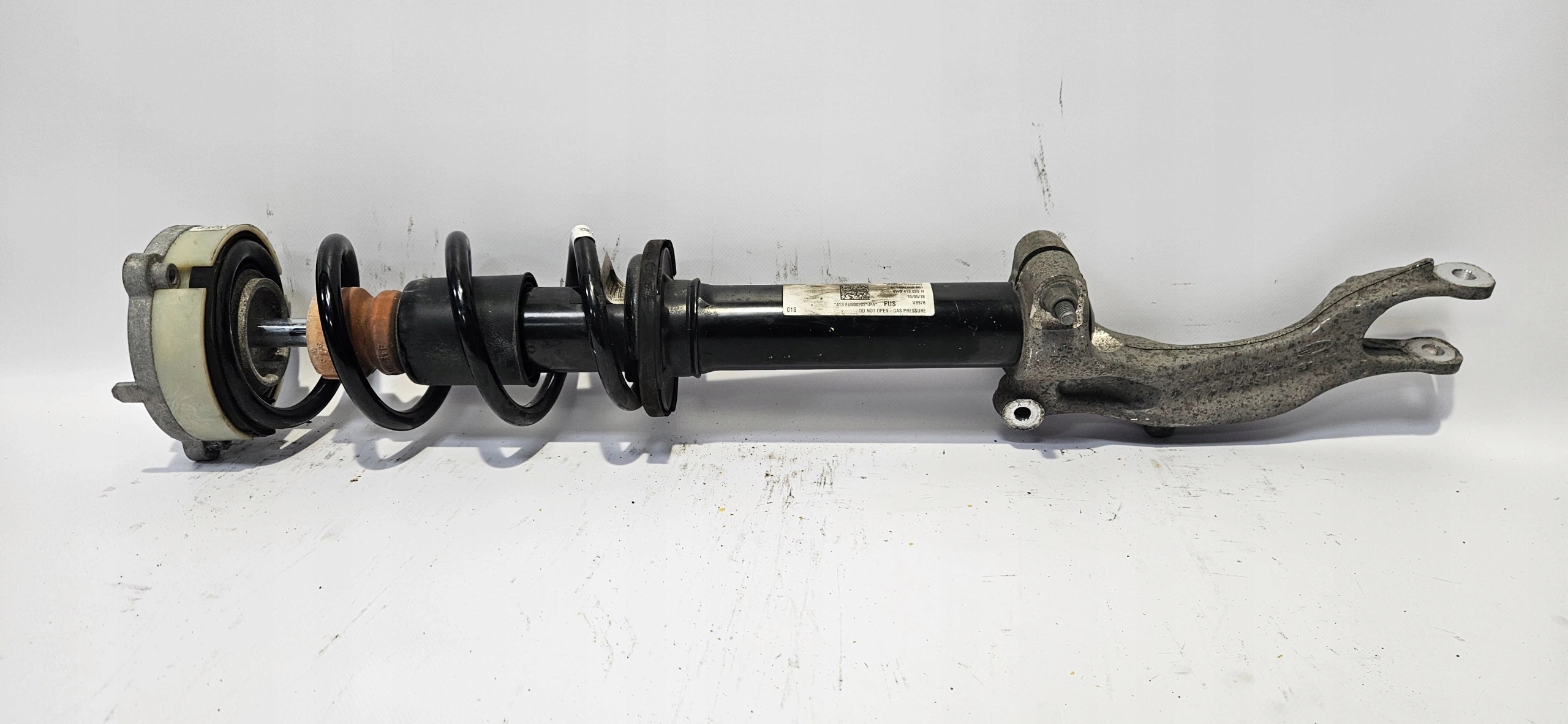 shock absorber right front AKTYWNY AUDI A4 B9 A5 8W