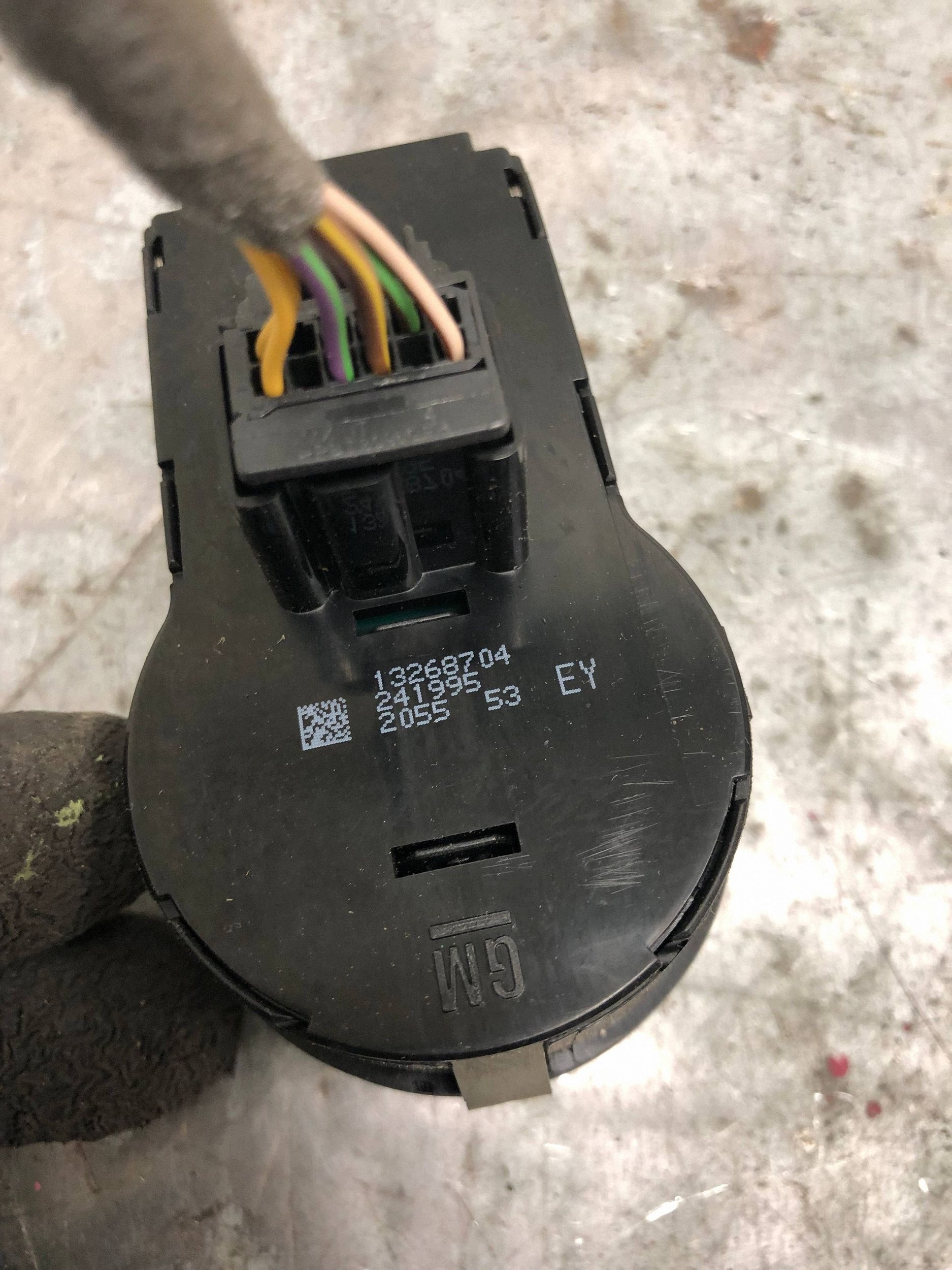 switch light switch OPEL ASTRA J KOMBI 13268704