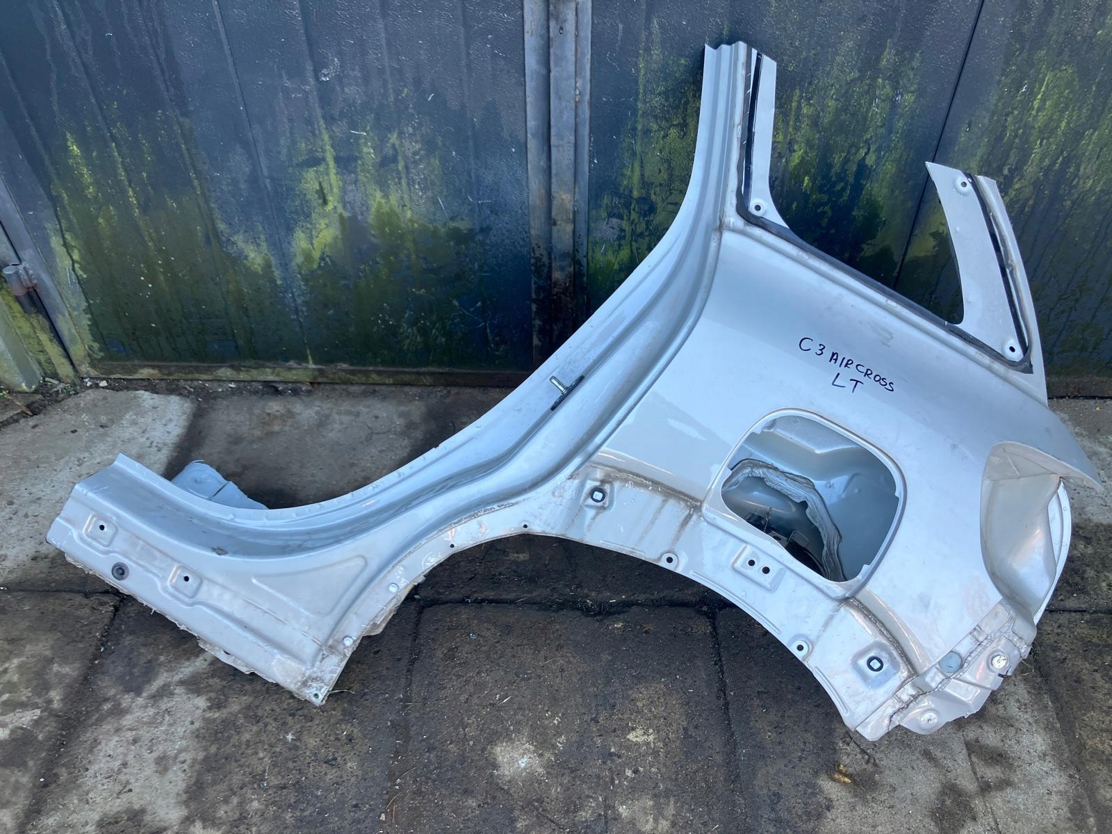 ĆWIARTKA BŁOTNIK LEWY TYŁ CITROEN C3 AIRCROSS