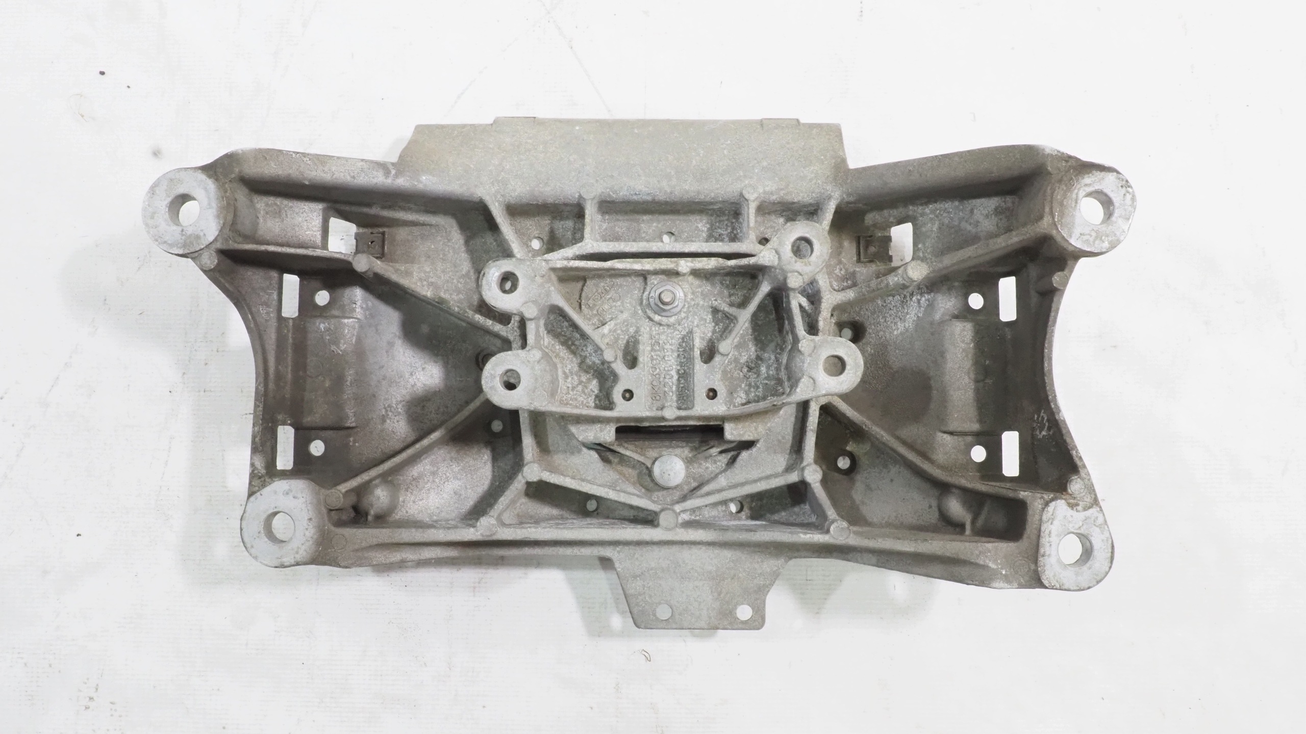Audi A4 B8 A5 8T A6 C7 Q5 8R supporto cambio ingranaggi 8K0399263BH