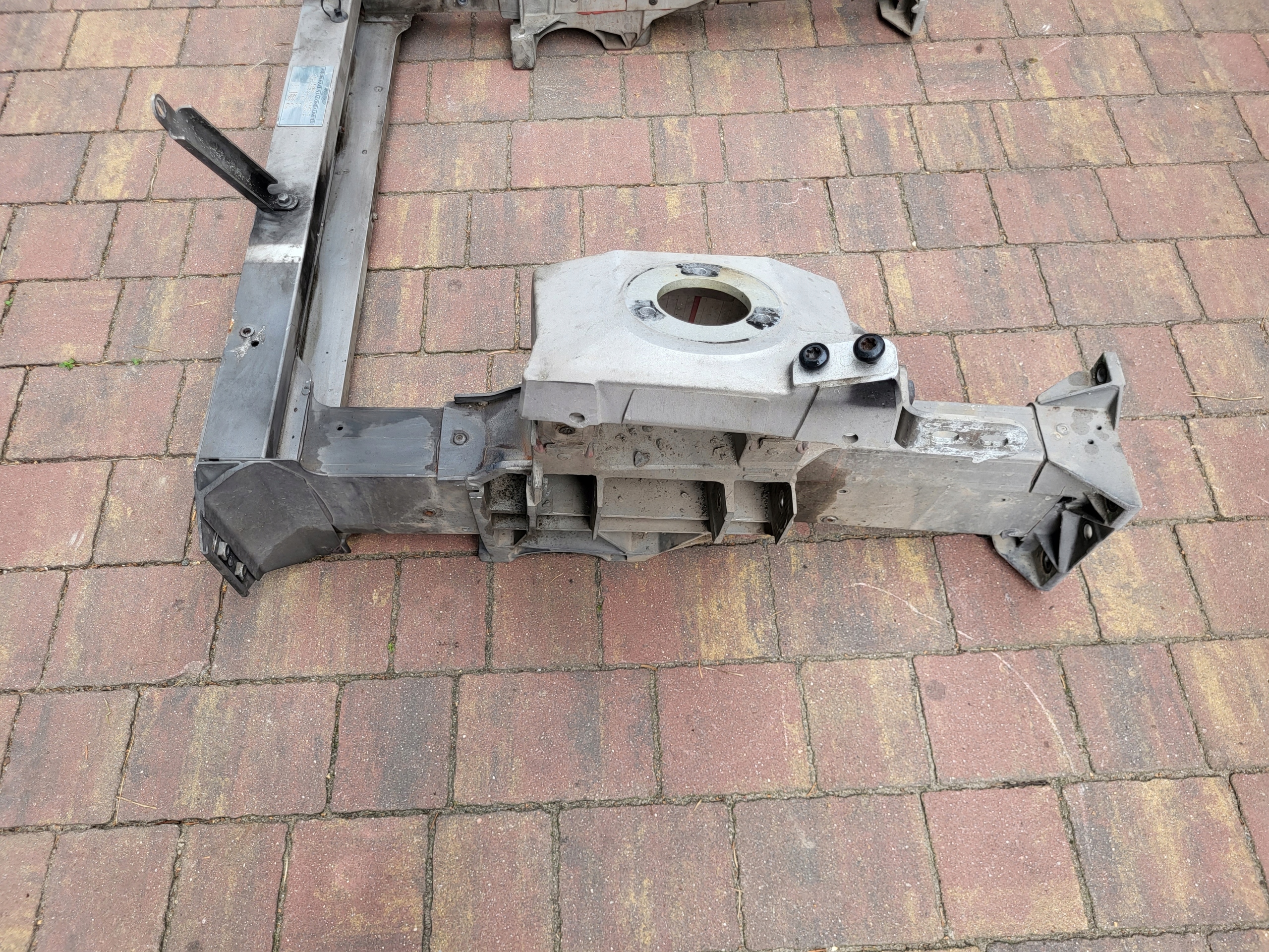 sider front pillar front RAMA quarter ASTON MARTIN DB9