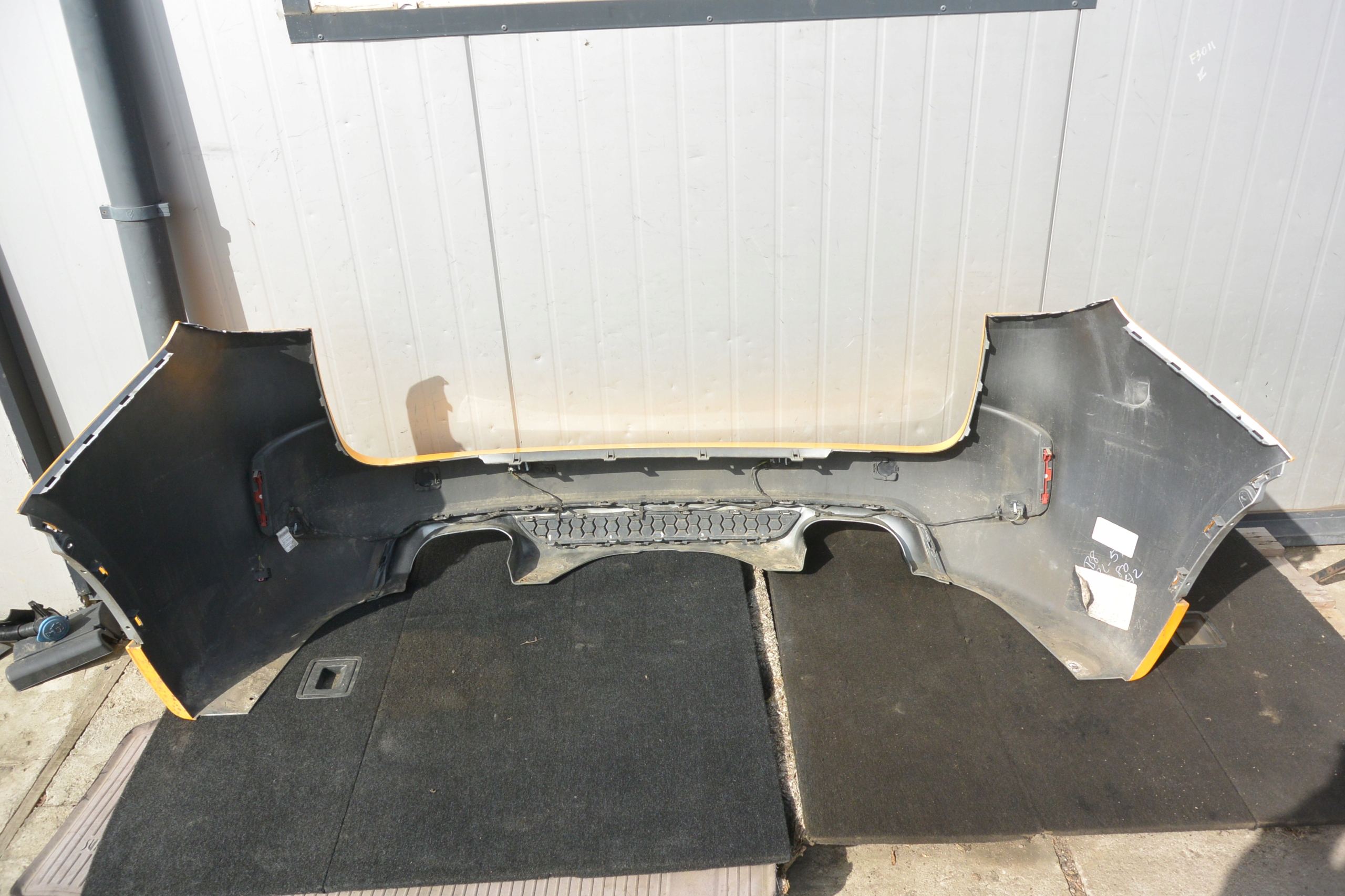 BMW X5M F85 bumper rear part PDC SPOILER diffuser complete original