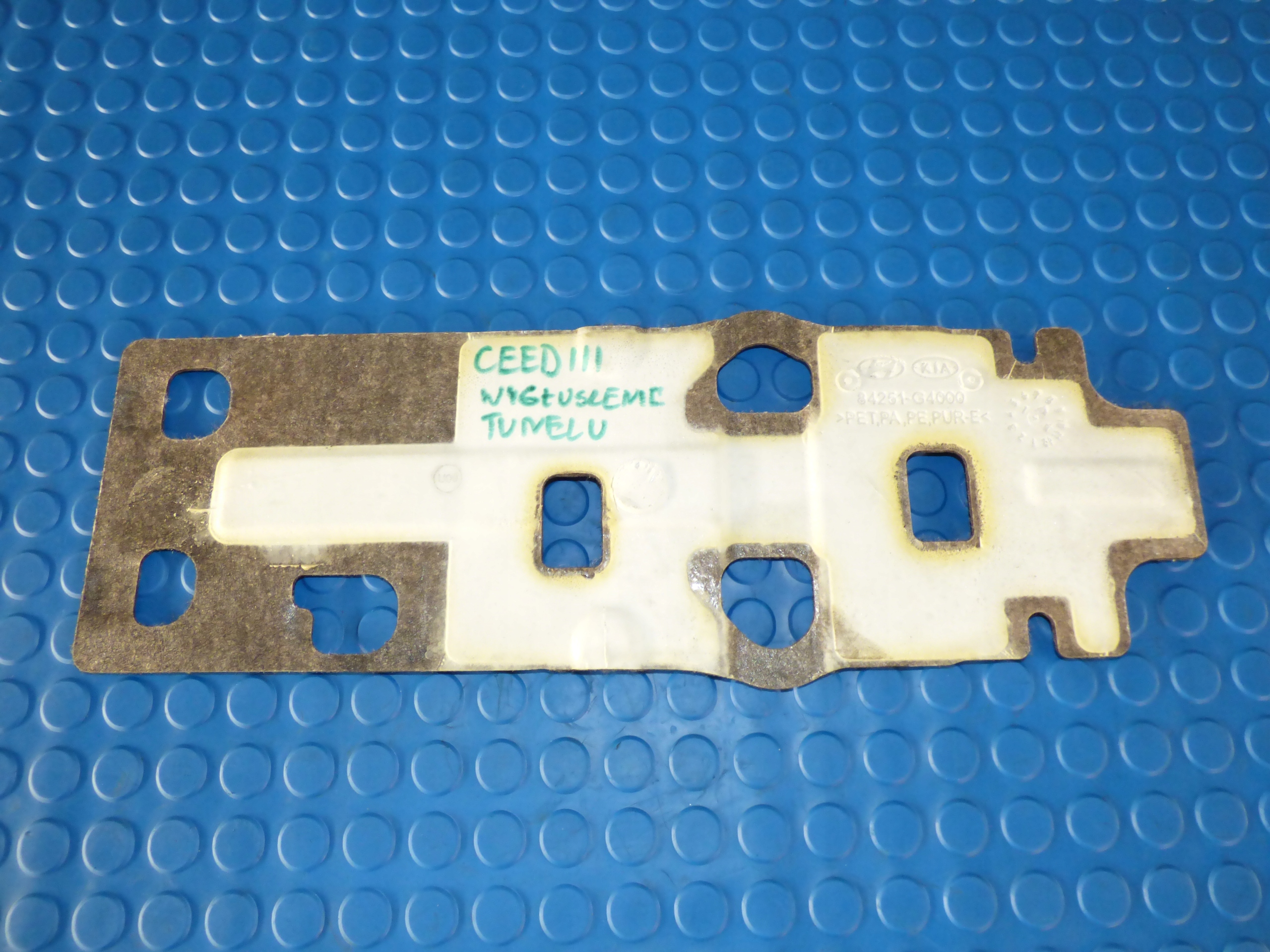 Insonorisation tunelu 84251-G4000 KIA CEED III