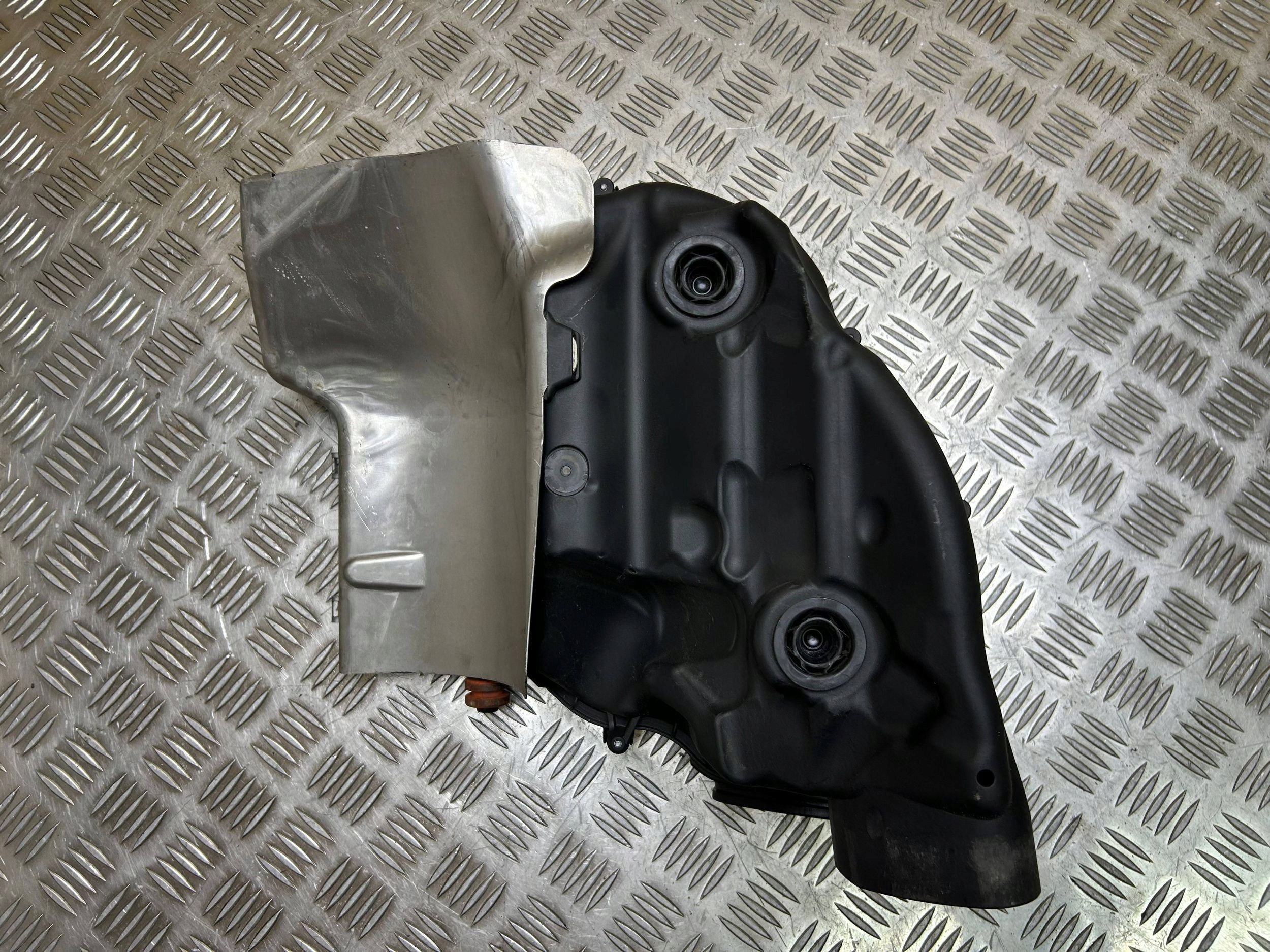 Gehäuse filter luft BMW 6 F06 Gran coupe 2013 7577466