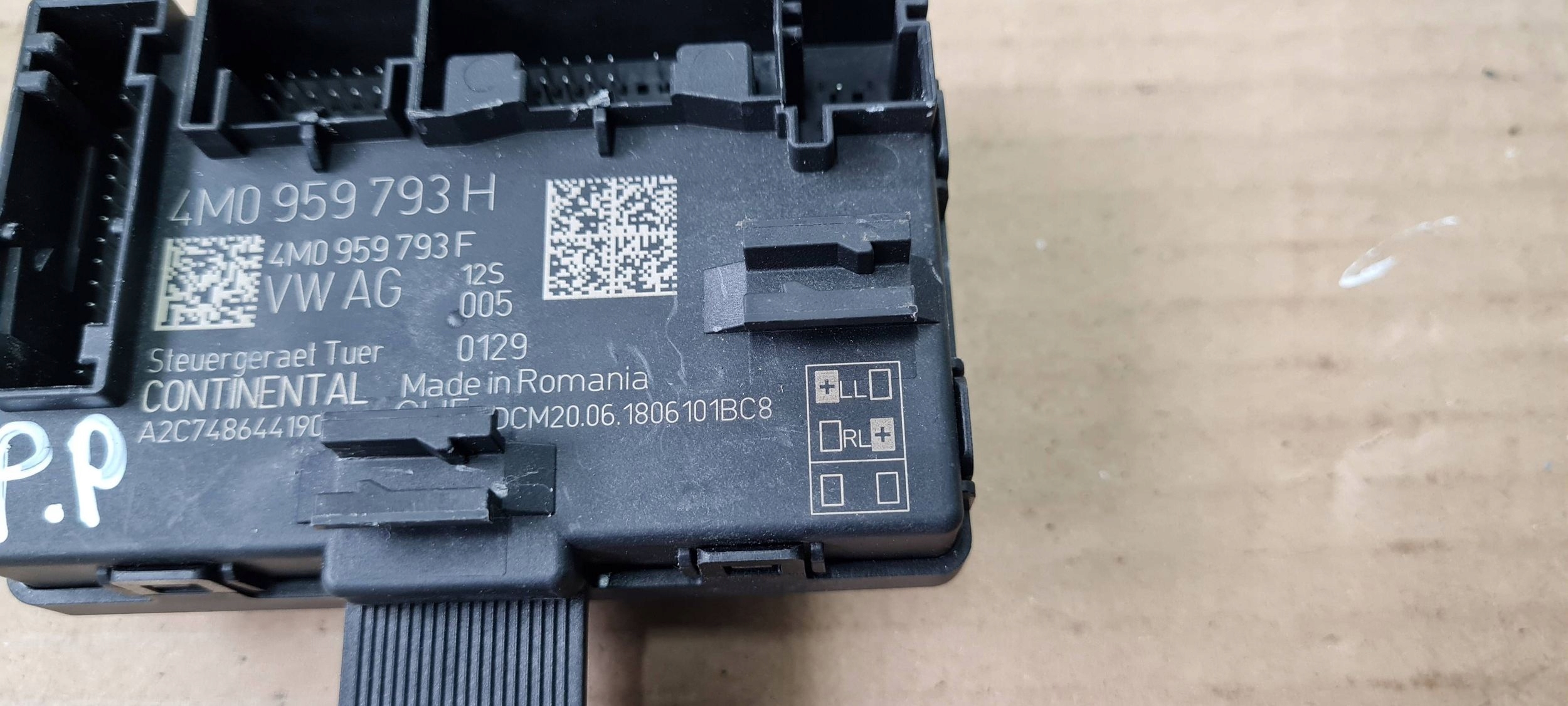 S5 8W A5 module control unit door front 4M0959793H A4 B9 8W S4