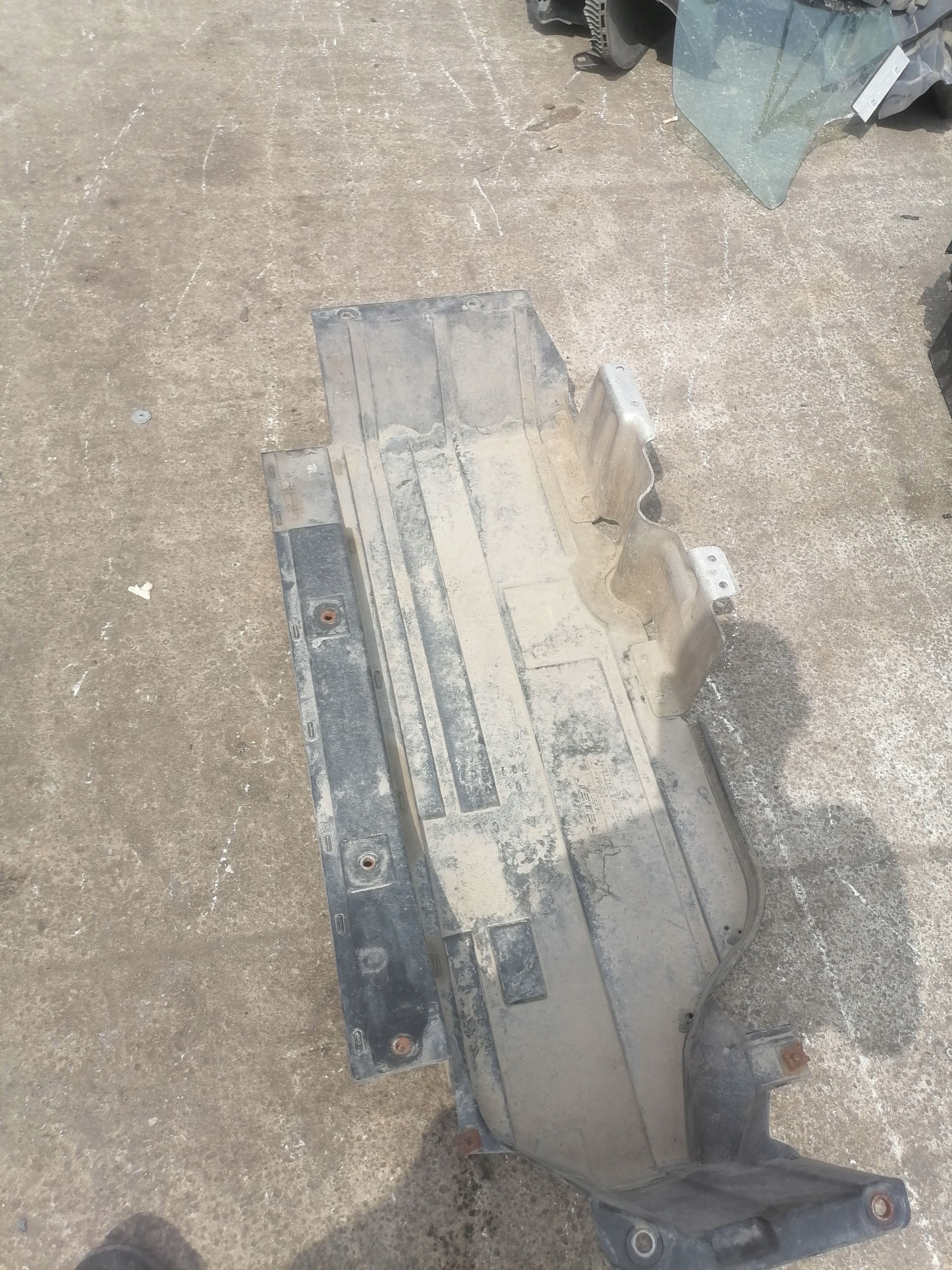 cover cover lower chassis BMW X5 E53 8408767