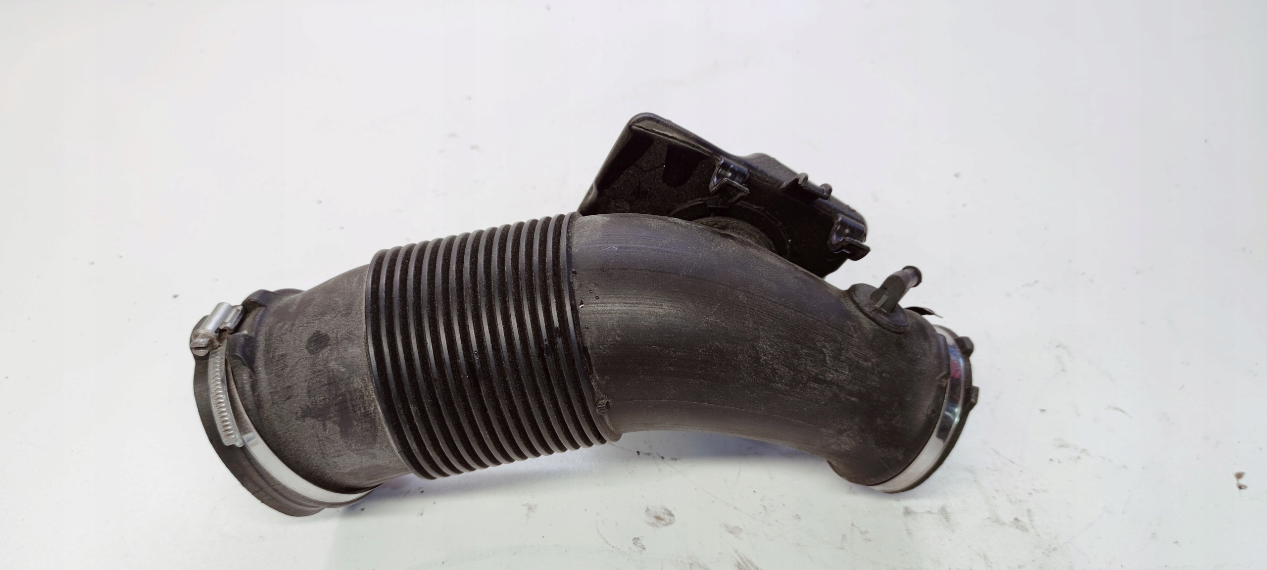 hose pipe air AUDI A6 C6 LIFT 06E129629T