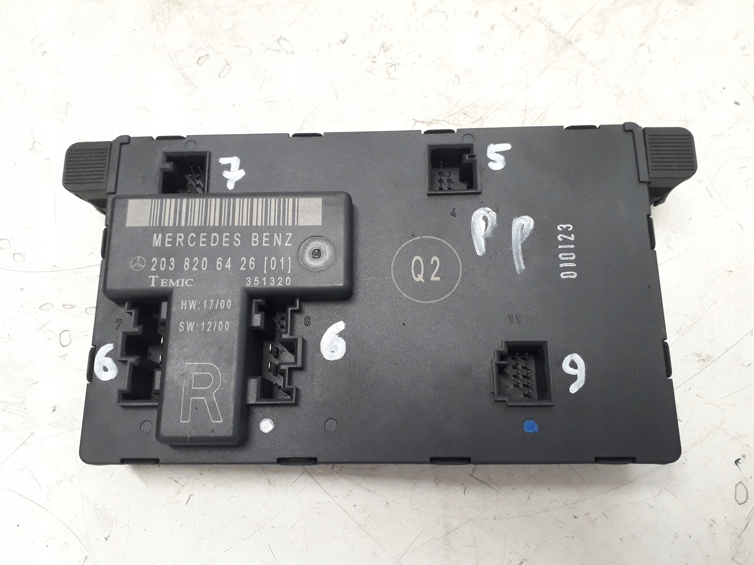 MERCEDES C KLASA W203 STEROWNIK MODUŁ DRZWI PRAWY PRZEDNI PRZÓD 2038206426