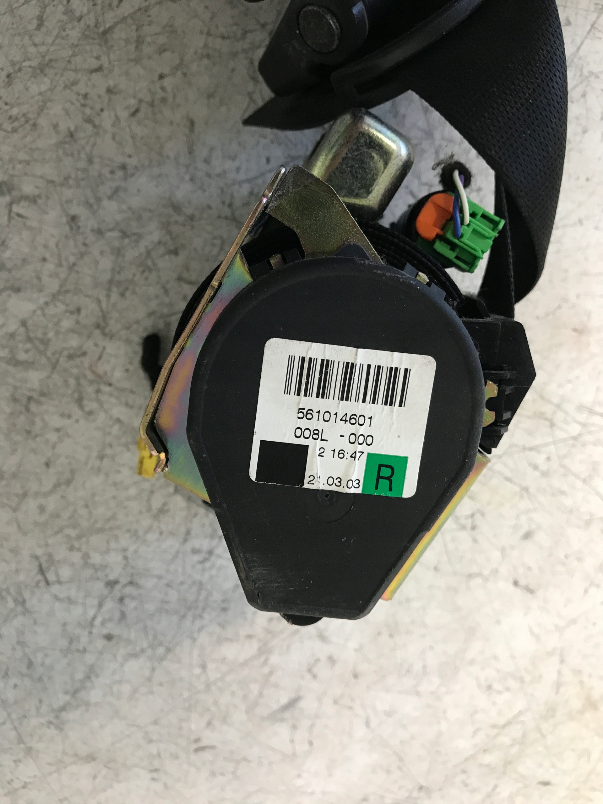 tension belt safety right front MERCEDES W211