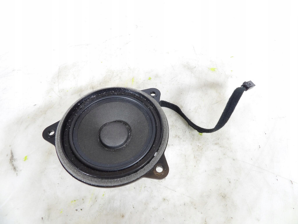 SKODA SUPERB IV 4 speaker central consoles 3G8035415