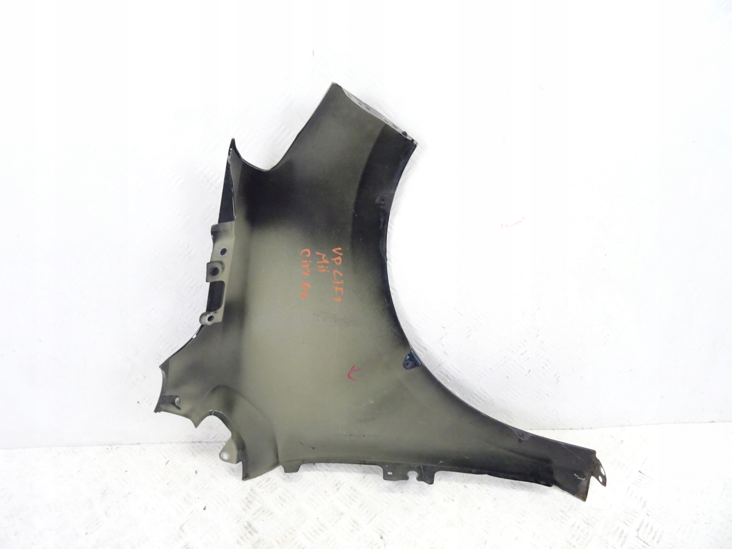 VW UP LIFT left fender front front
