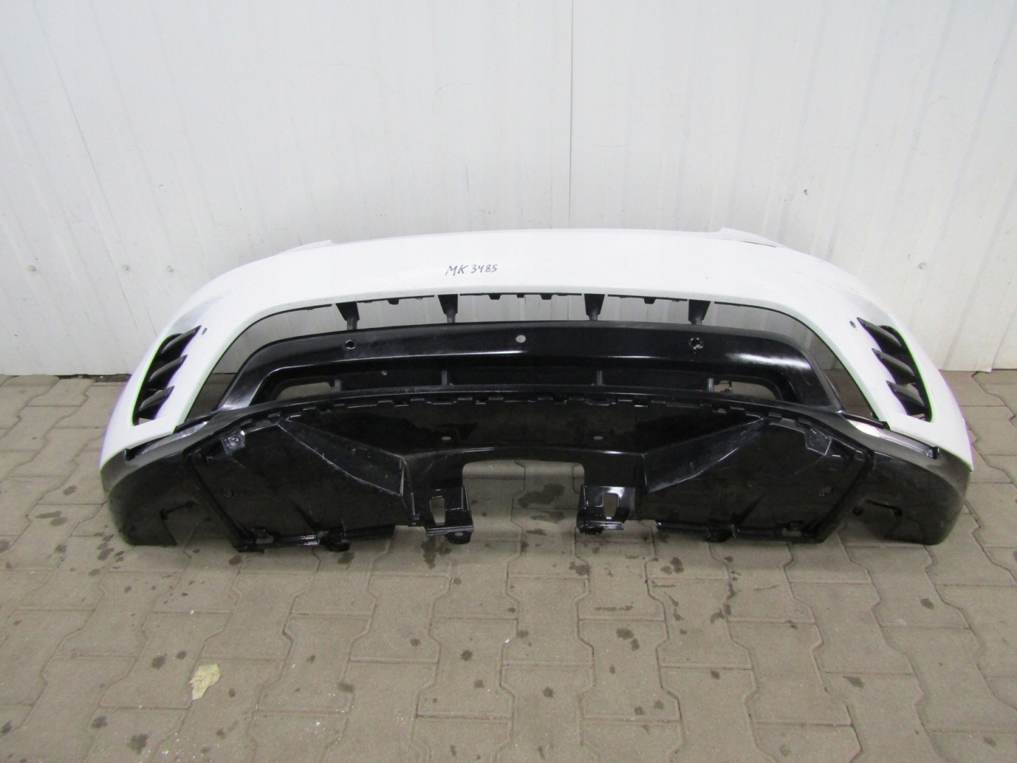 Zderzak przód przedni Land Rover Discovery R Dynamic Lift 21- (LEDY) Producent części Land Rover OE