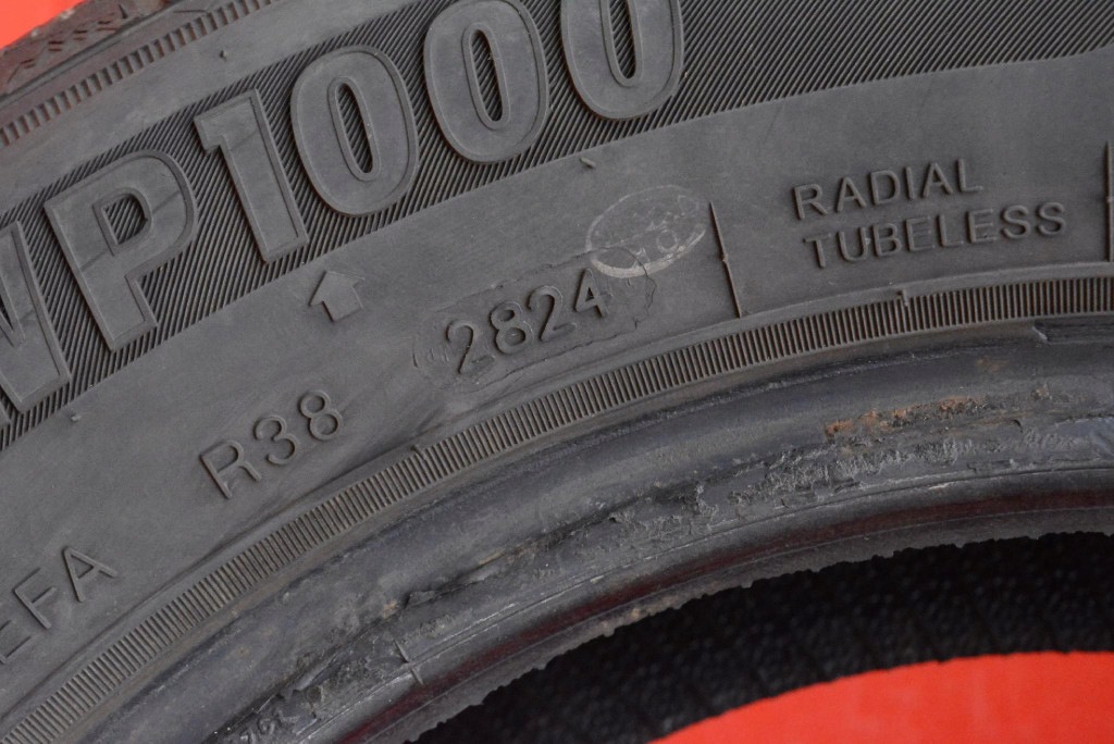 tyre tyres 2 pcs ZEETEX winter 175/65/14 24R